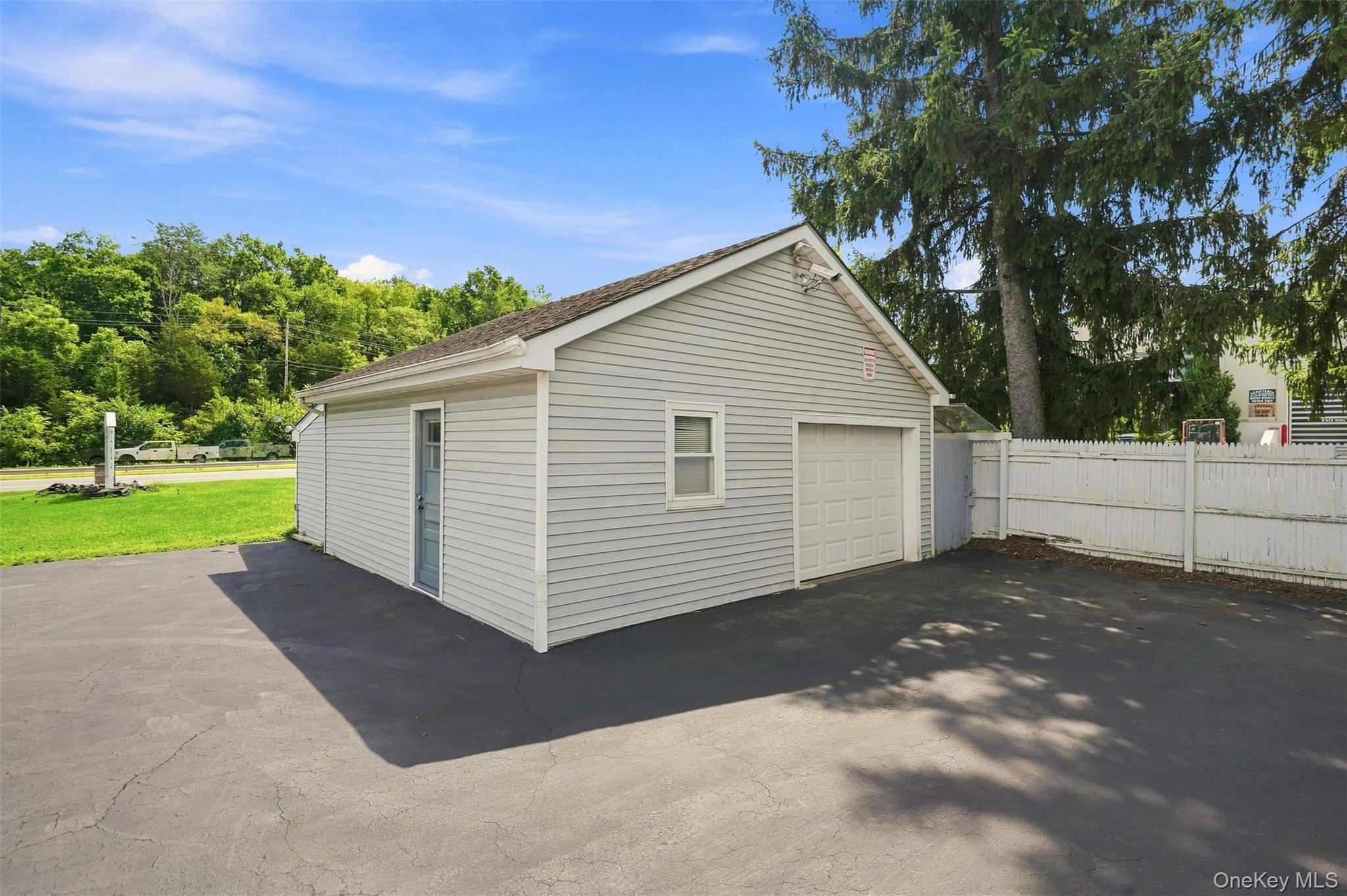 Single Family Sergeant Palmateer Way Dutchess County, NY 12590, MLS-1044235-5