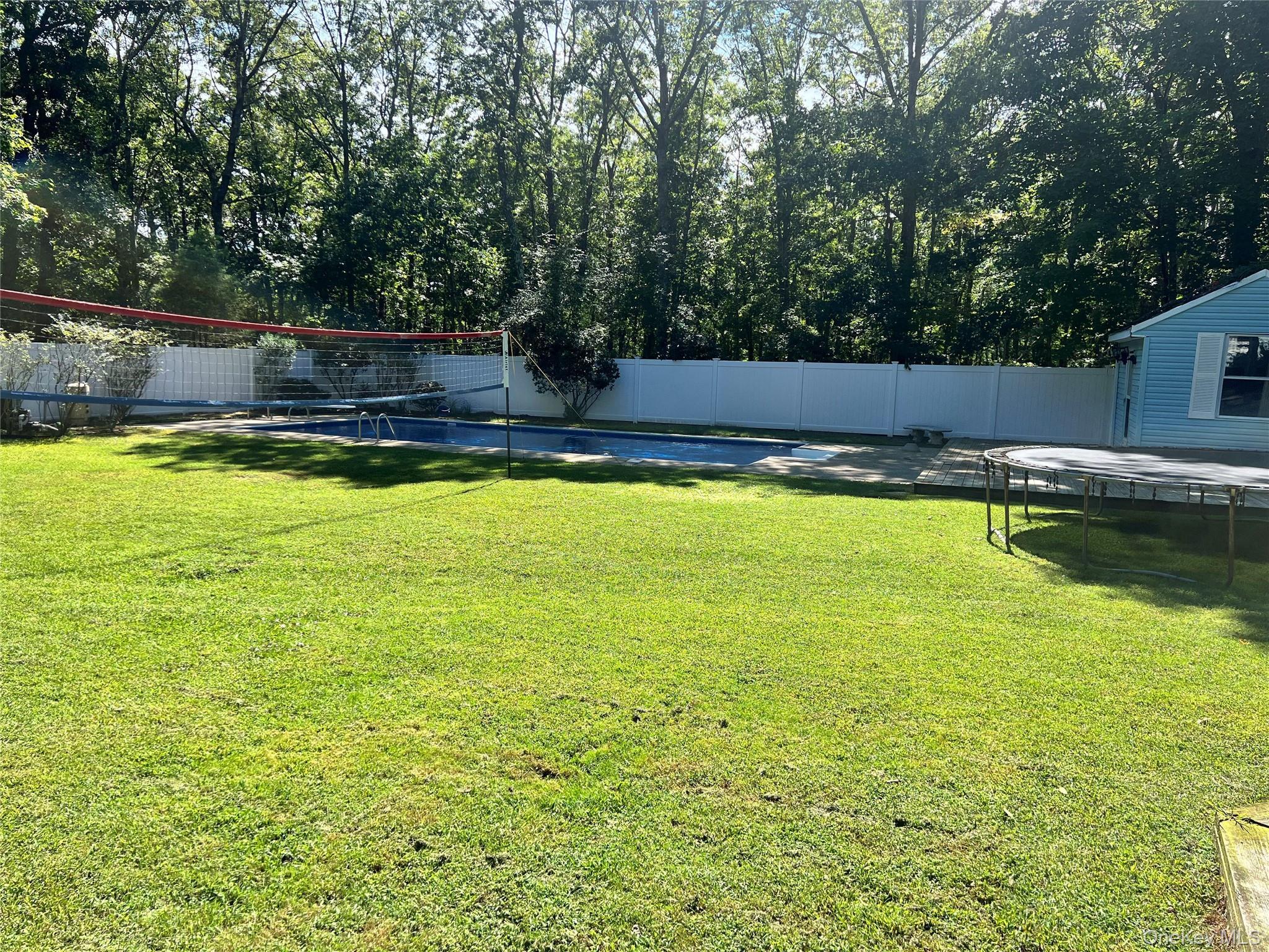 Single Family Wading River Manor Road Suffolk County, NY 11949, MLS-1044264-5