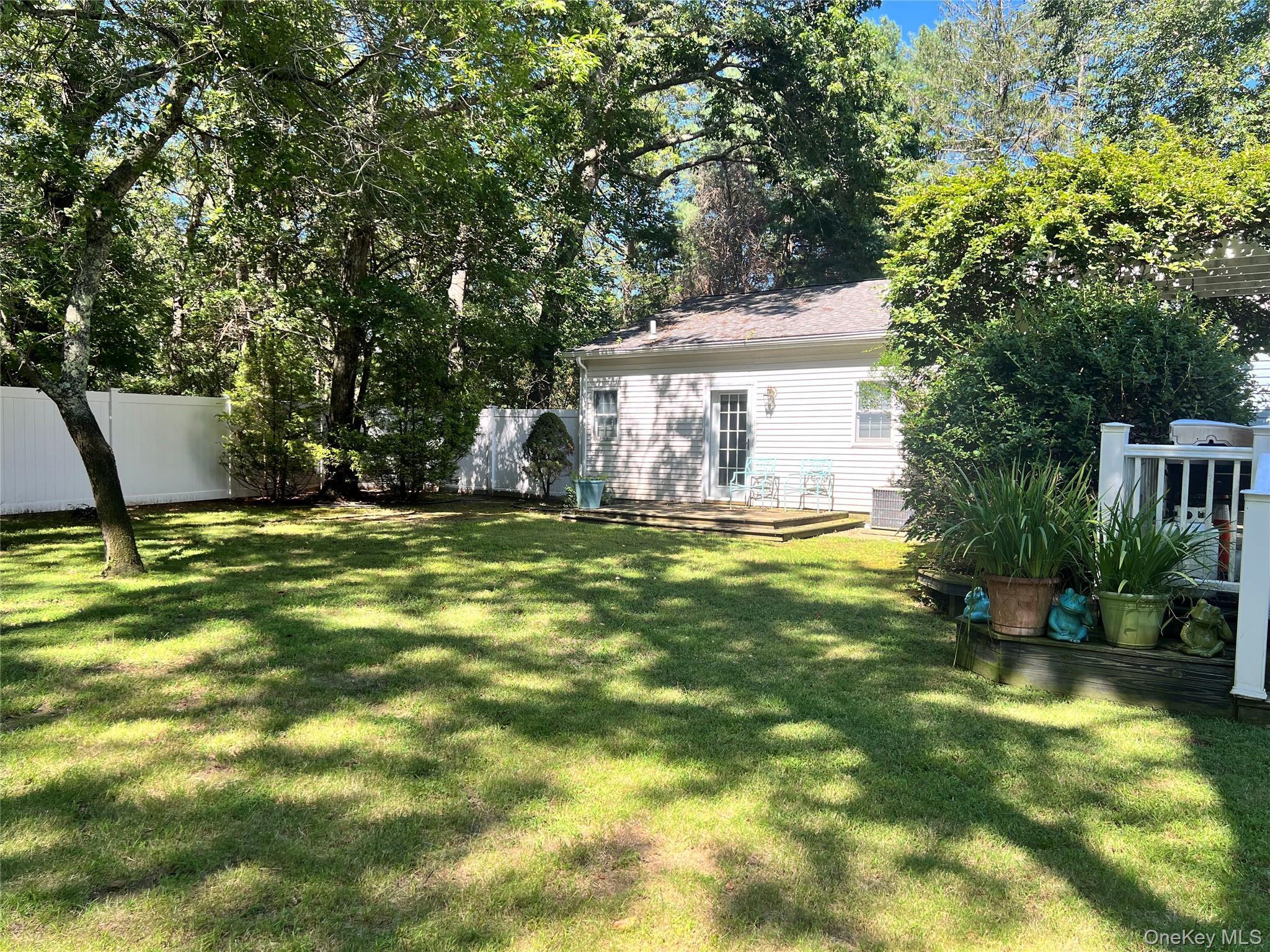 Single Family Wading River Manor Road Suffolk County, NY 11949, MLS-1044264-7