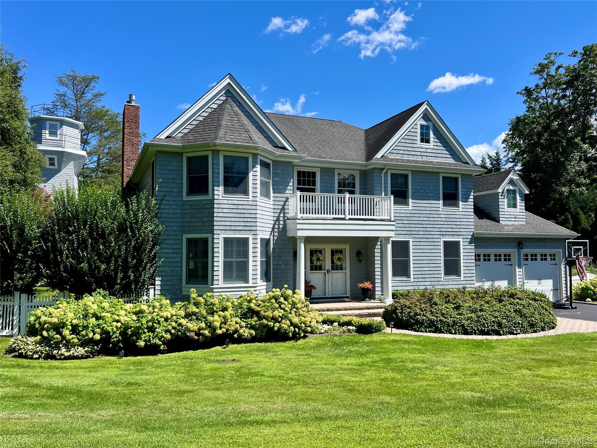 Single Family Wyona Court  Suffolk County, NY 11743, MLS-1044269-2
