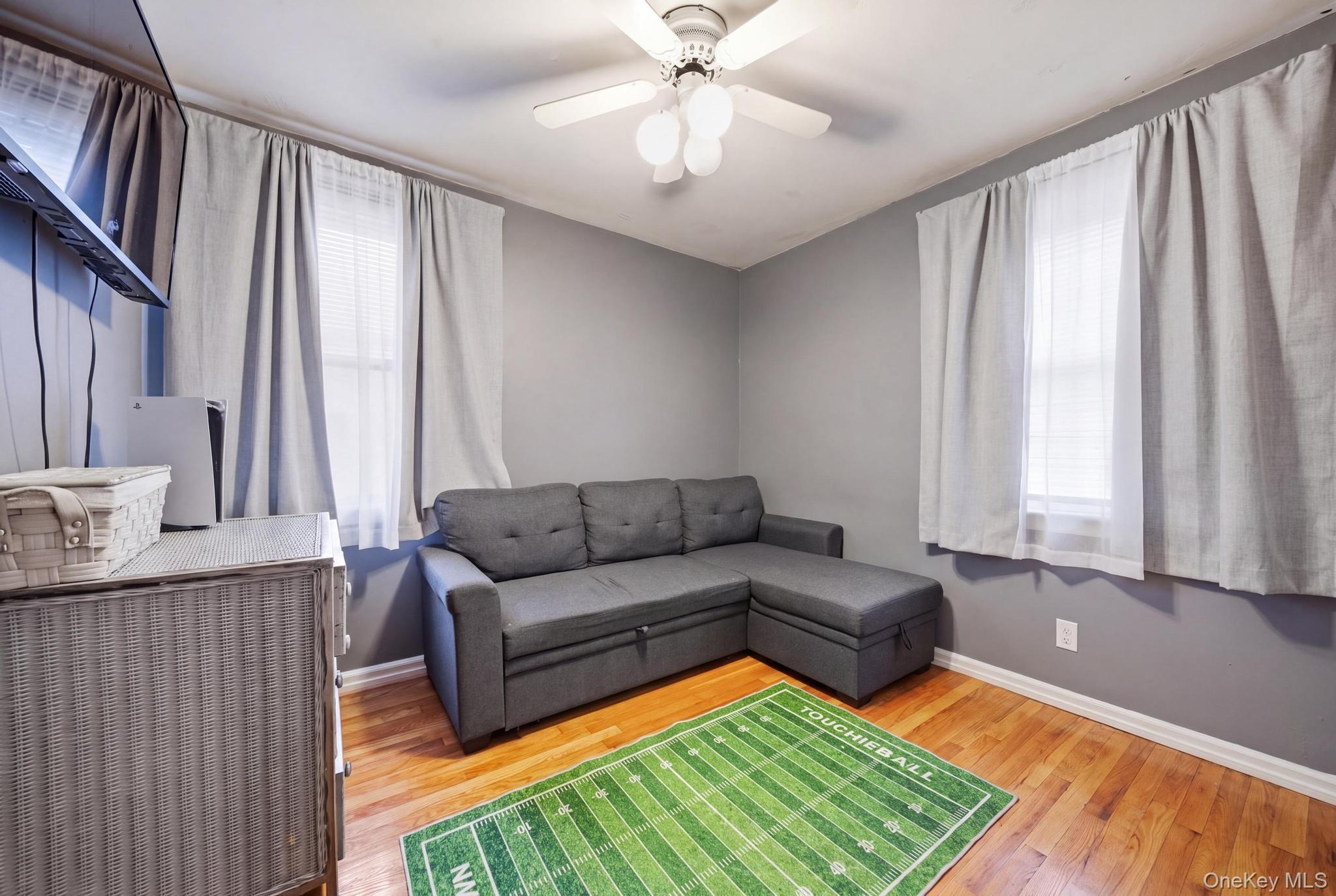 Single Family 1st Street Nassau County, NY 11554, MLS-1044272-17