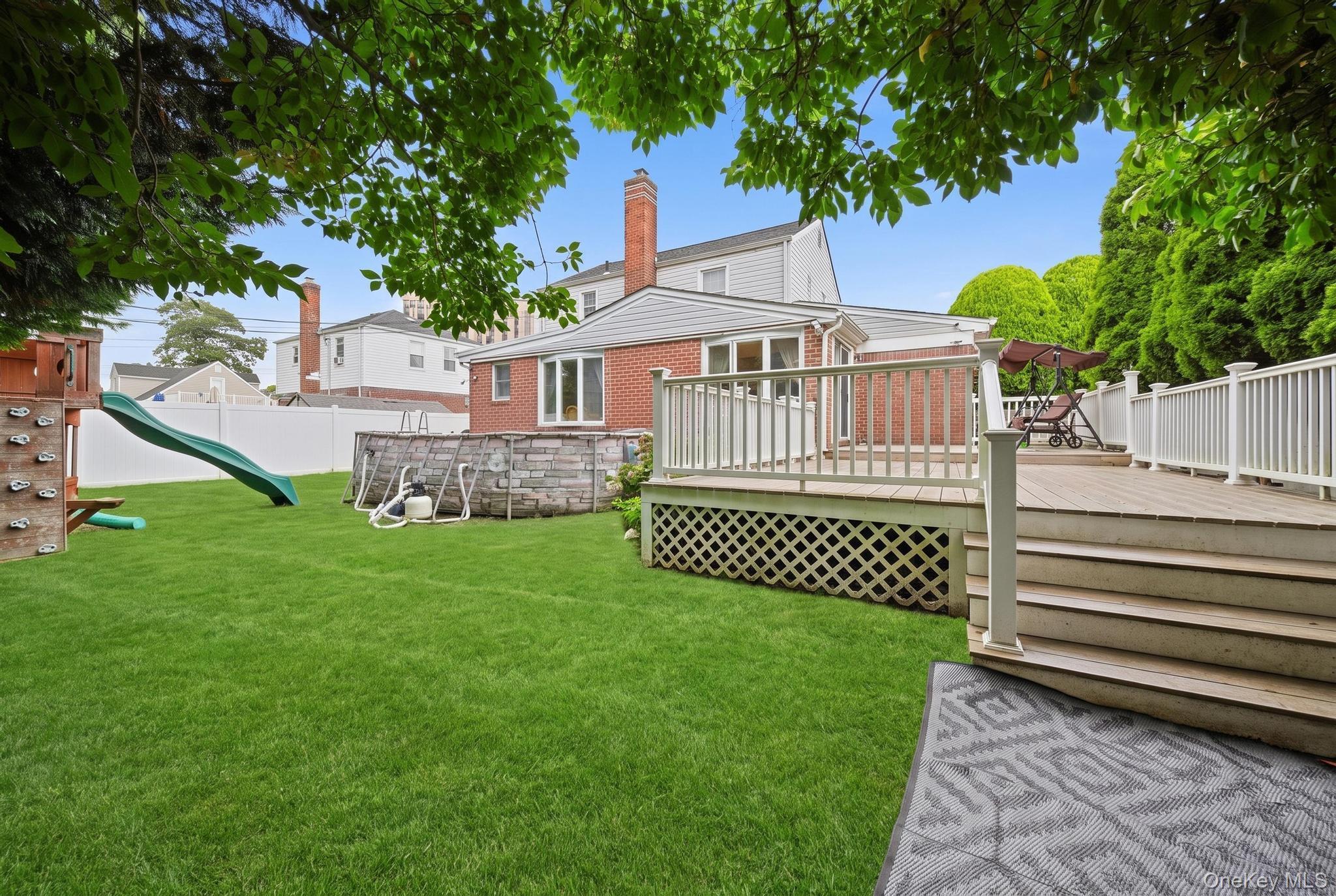 Single Family 1st Street Nassau County, NY 11554, MLS-1044272-4
