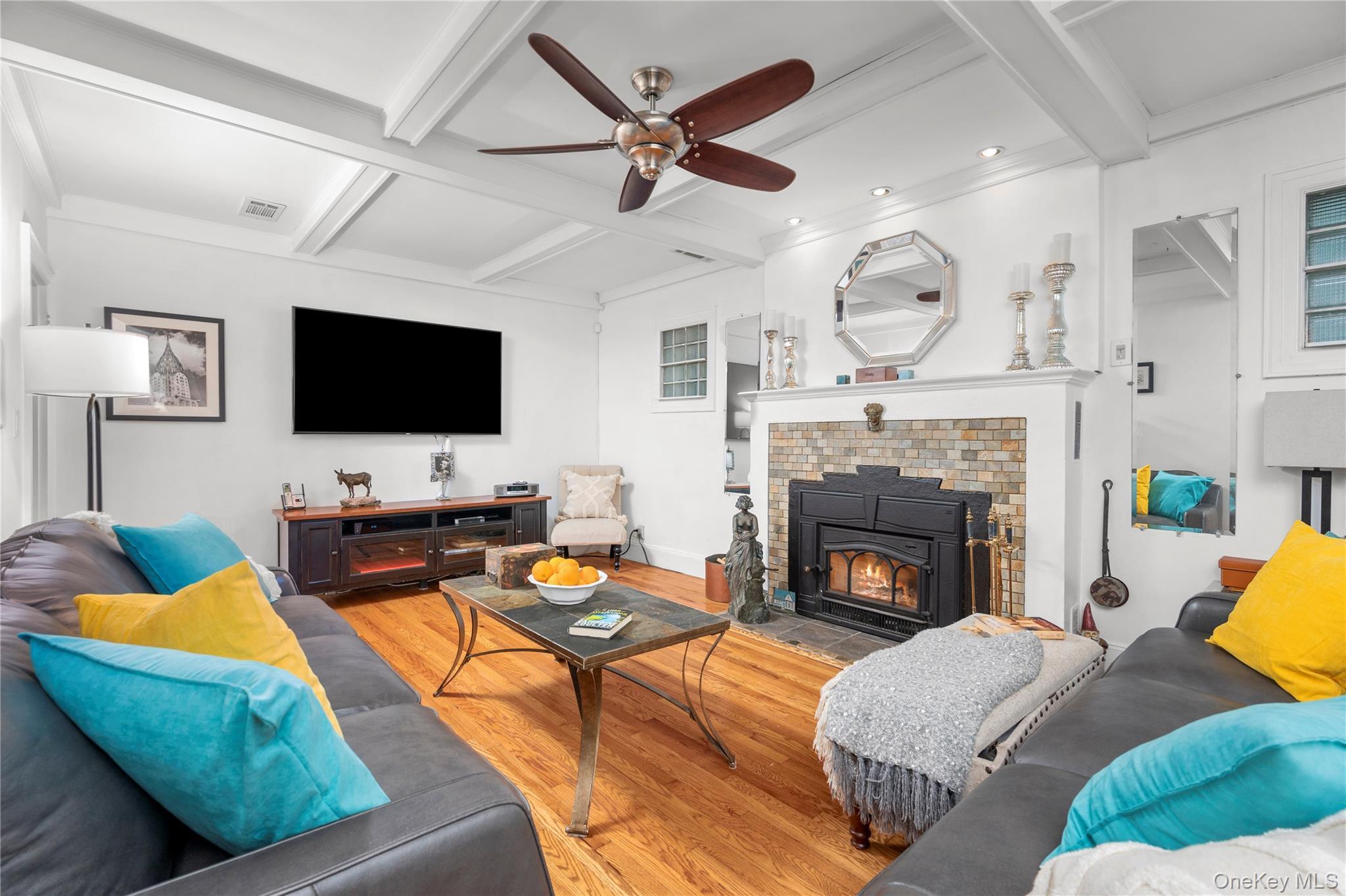 Single Family Sunrise Terrace Westchester County, NY 10703, MLS-1044281-11