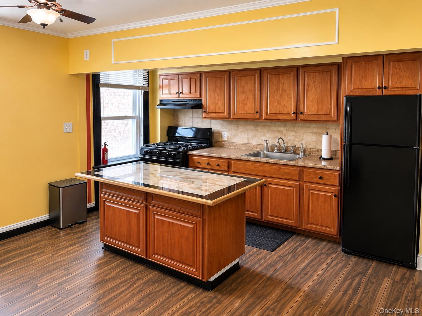 Single Family Hawtree Creek Road Queens, NY 11420, MLS-1044292-2