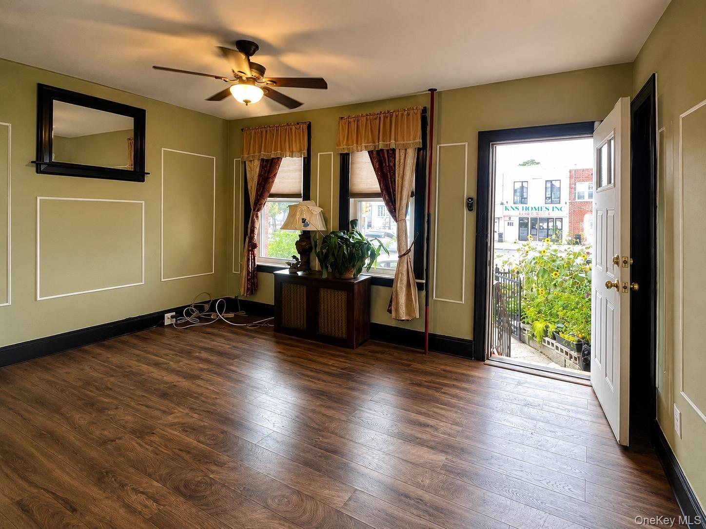 Single Family Hawtree Creek Road Queens, NY 11420, MLS-1044292-8
