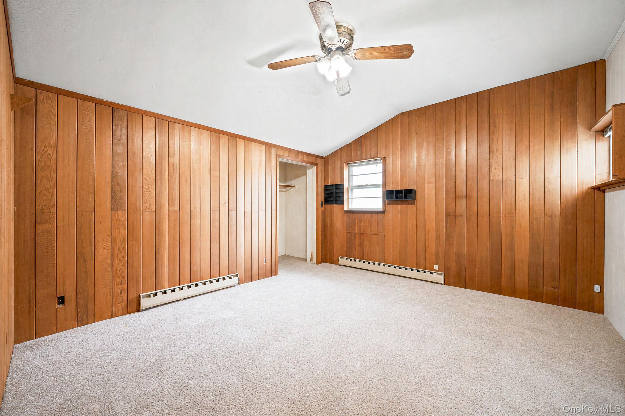 Single Family Gwendolyn Place  Suffolk County, NY 11730, MLS-1044297-11