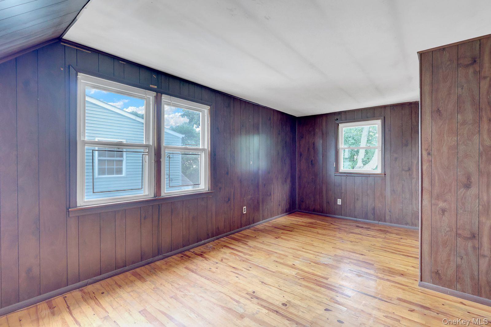 Single Family Salem Road Nassau County, NY 11553, MLS-1044301-10
