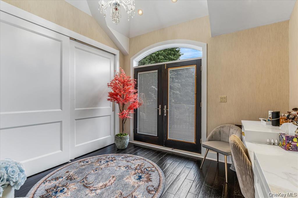 Single Family 147th Place Queens, NY 11357, MLS-1044314-16
