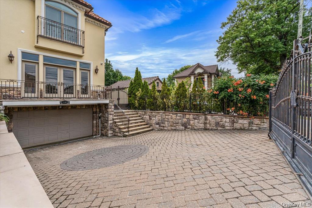 Single Family 147th Place Queens, NY 11357, MLS-1044314-3