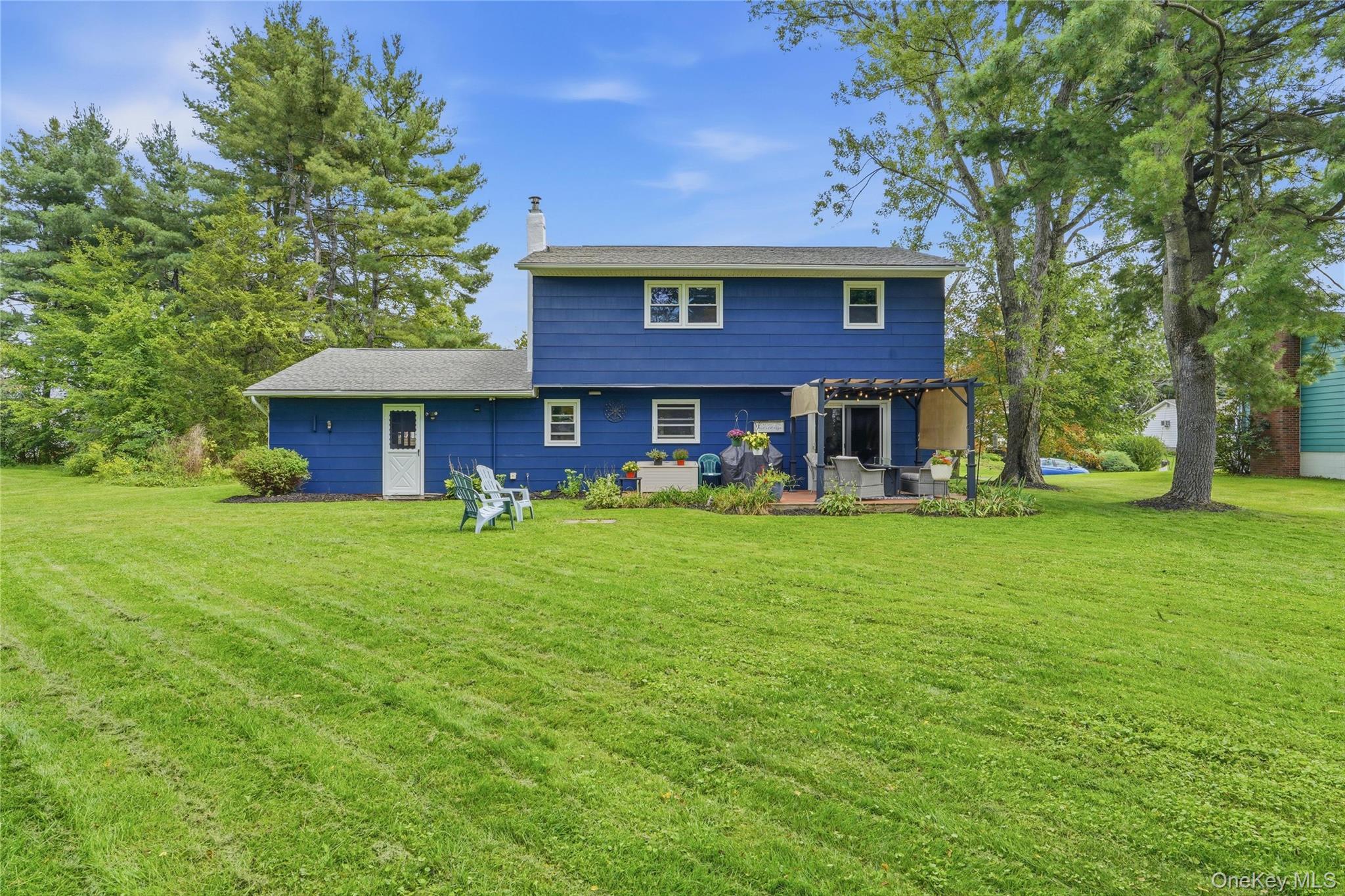 Single Family Esther Place Ulster County, NY 12449, MLS-1044339-3