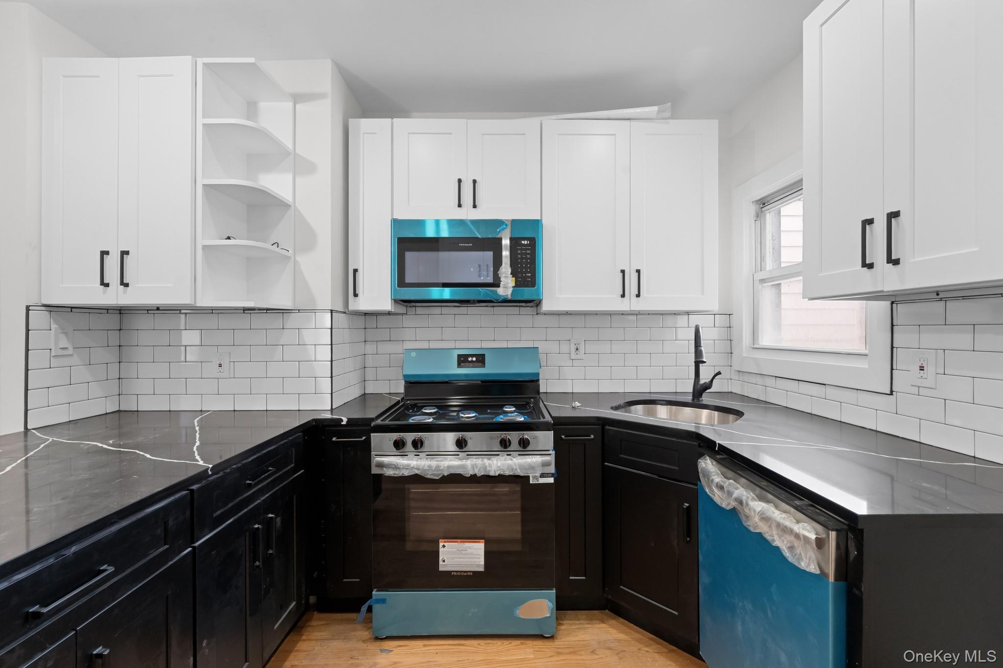Single Family 128th Street Queens, NY 11419, MLS-1044359-4