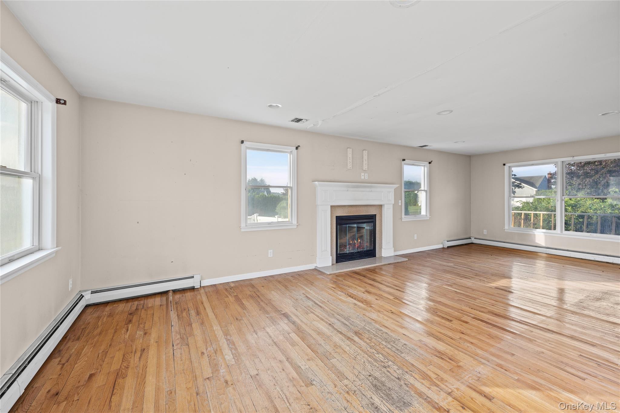 Single Family Nicholas Way  Suffolk County, NY 11933, MLS-1044389-16