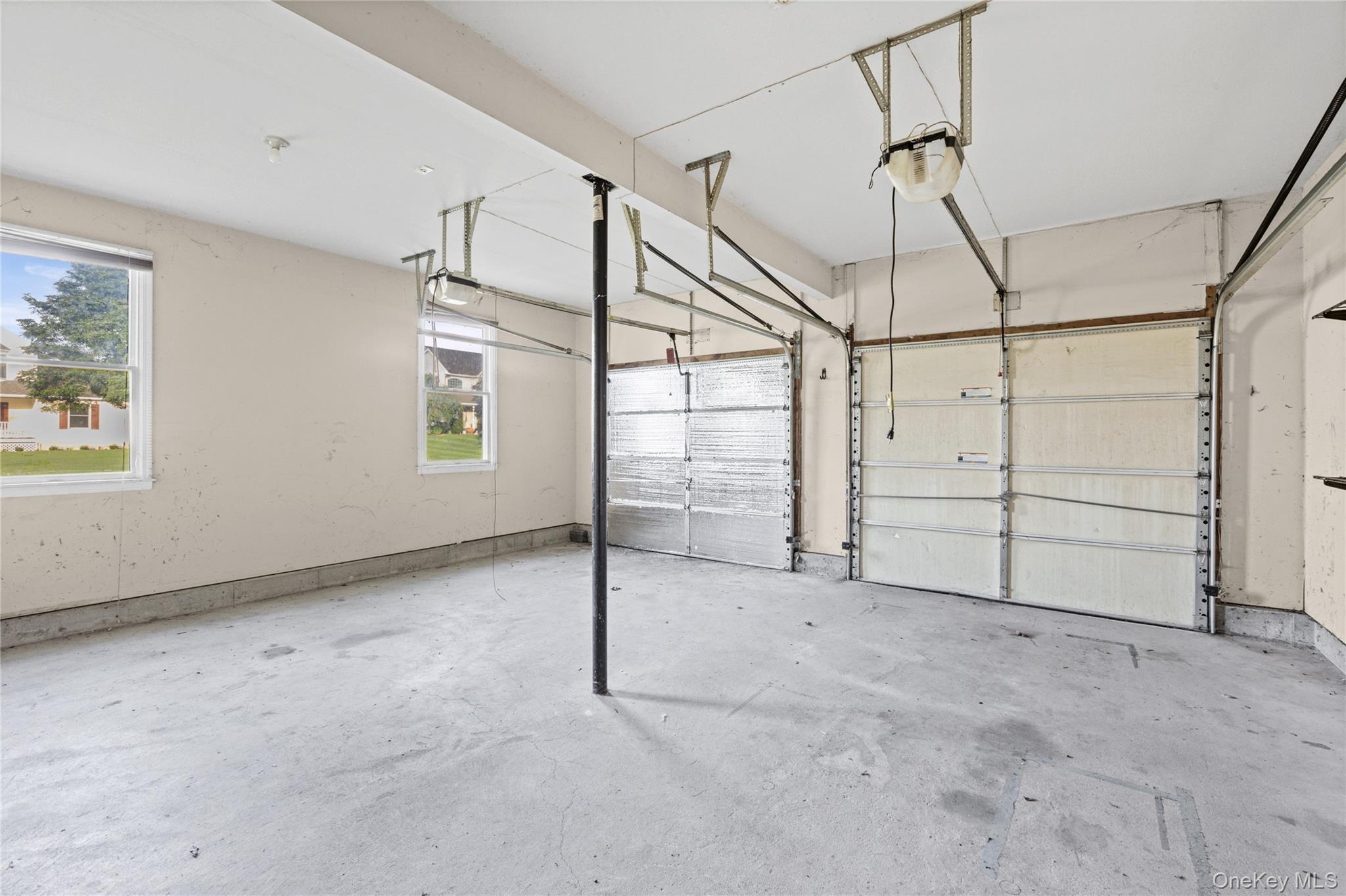 Single Family Nicholas Way  Suffolk County, NY 11933, MLS-1044389-29