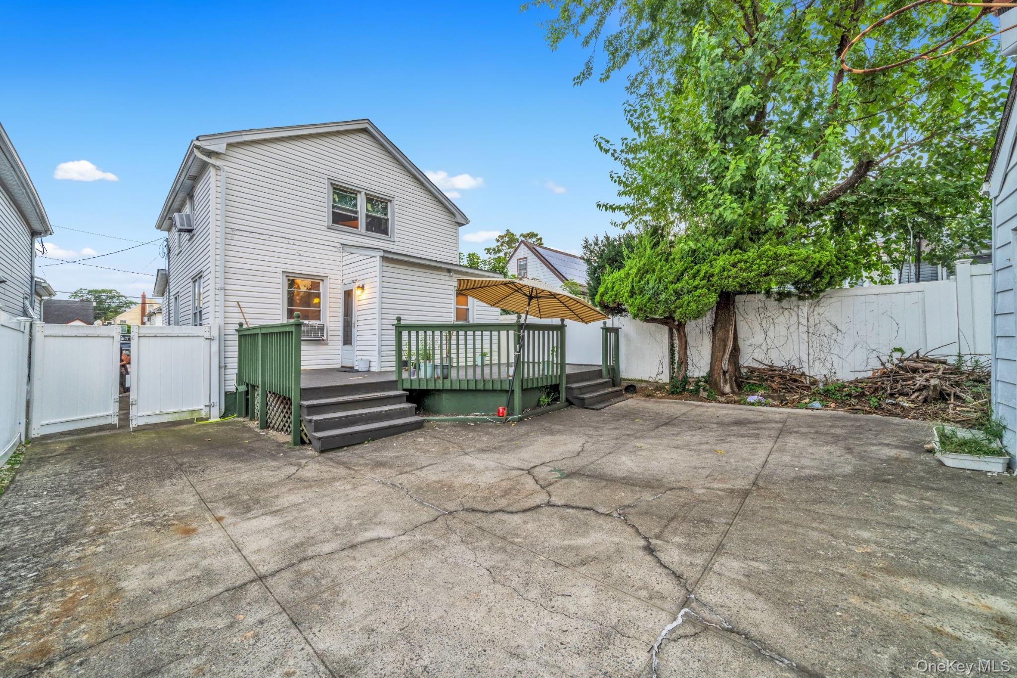 Single Family Woolworth Street Nassau County, NY 11003, MLS-1044392-28