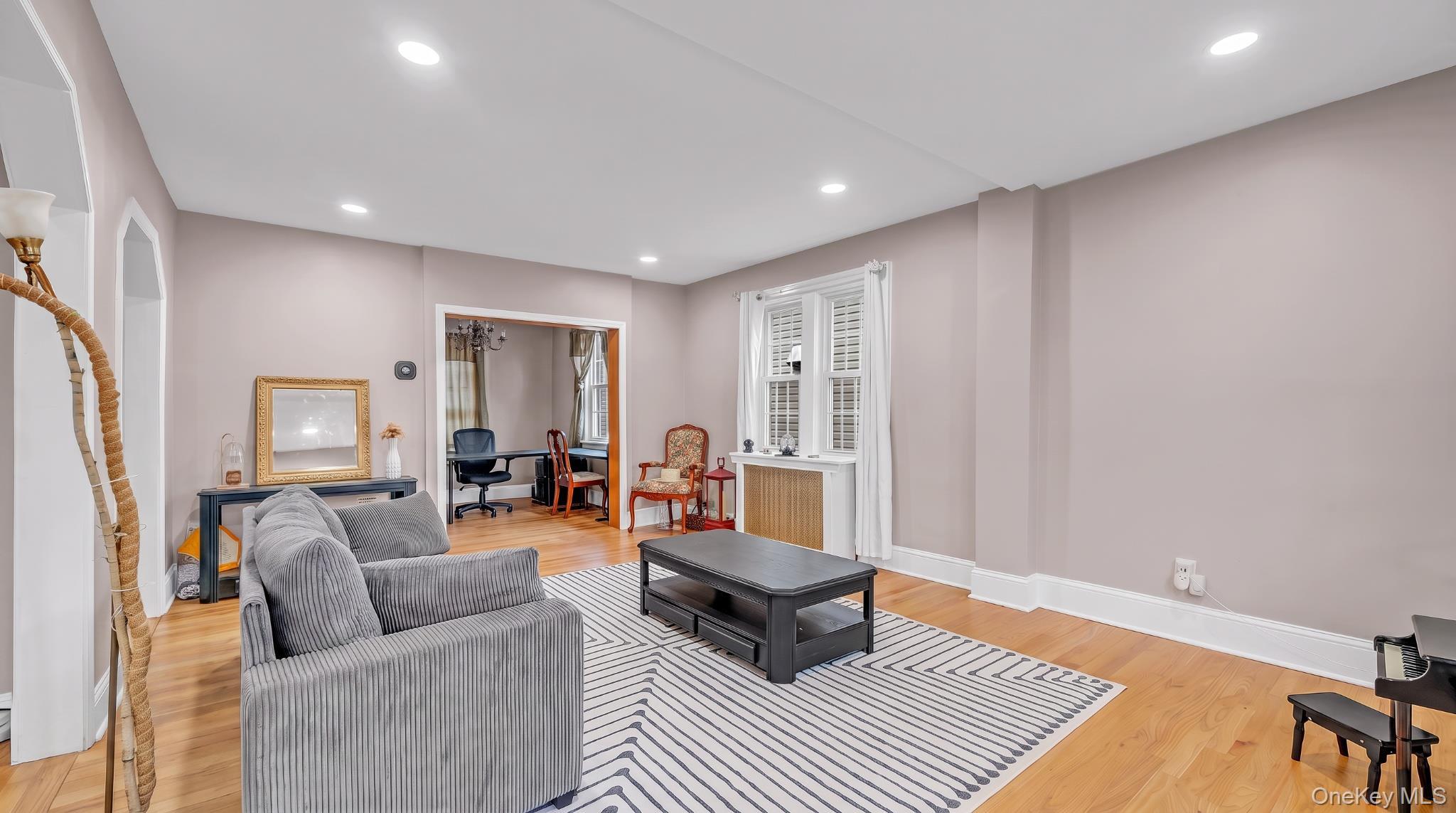 Single Family Woolworth Street Nassau County, NY 11003, MLS-1044392-5