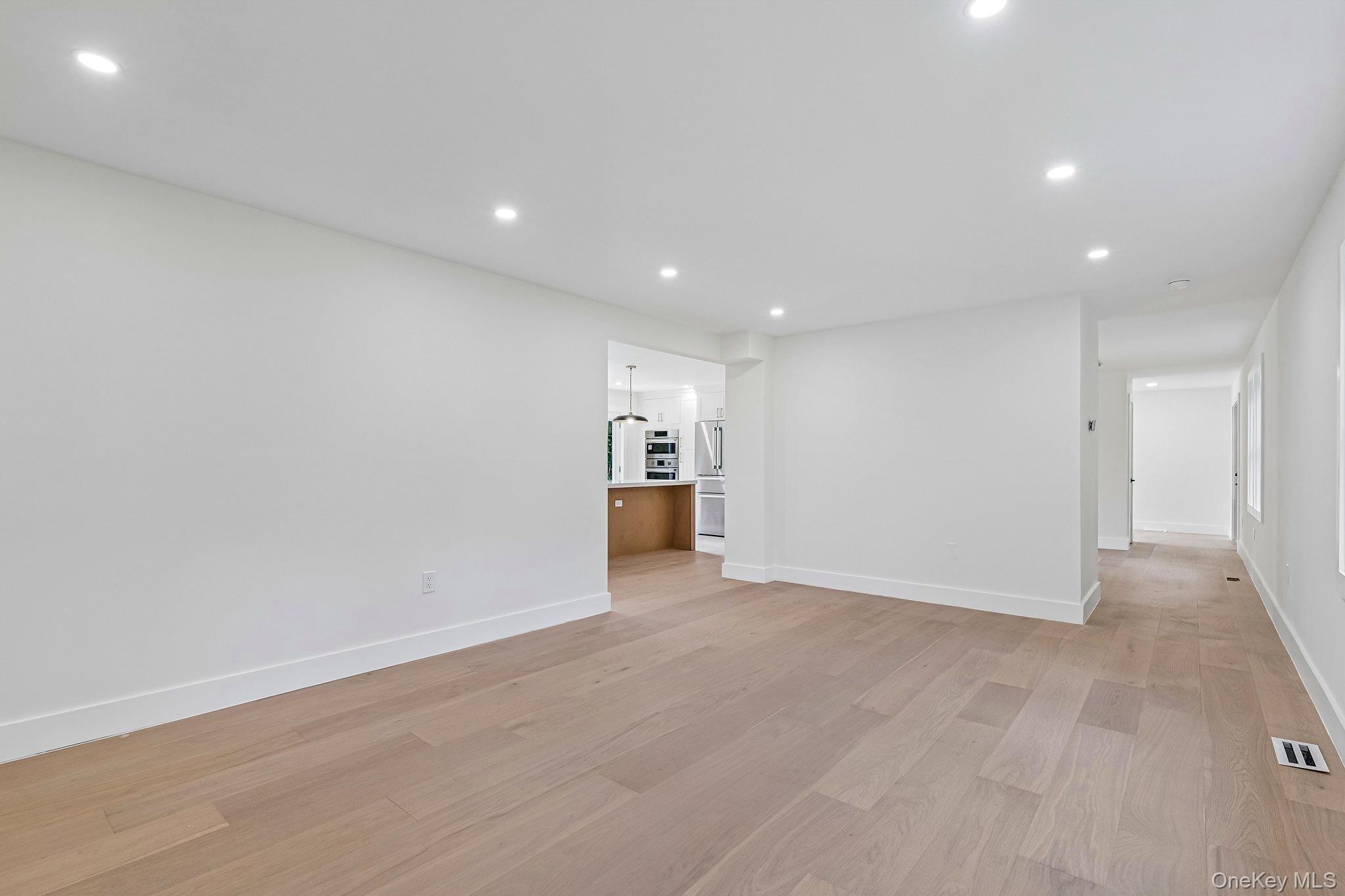 Single Family Hidden Path Suffolk County, NY 11959, MLS-1044436-14