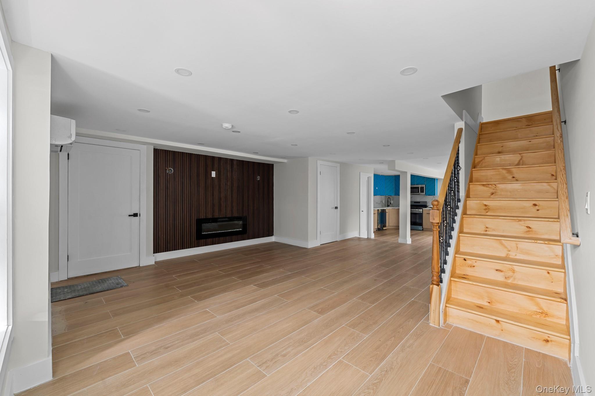 Single Family 117th Street Queens, NY 11420, MLS-1044448-5