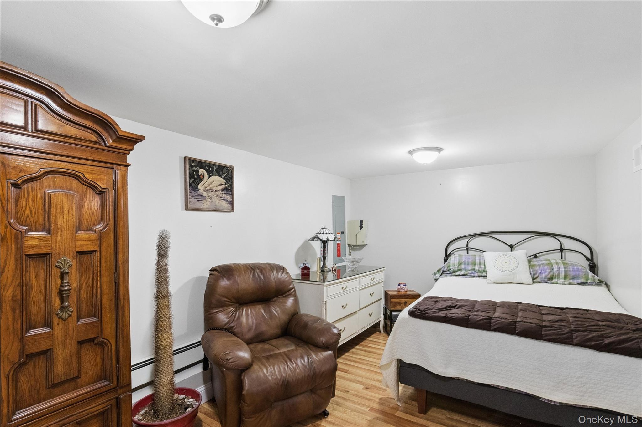 Single Family Sherwood Drive  Nassau County, NY 11714, MLS-1044453-23