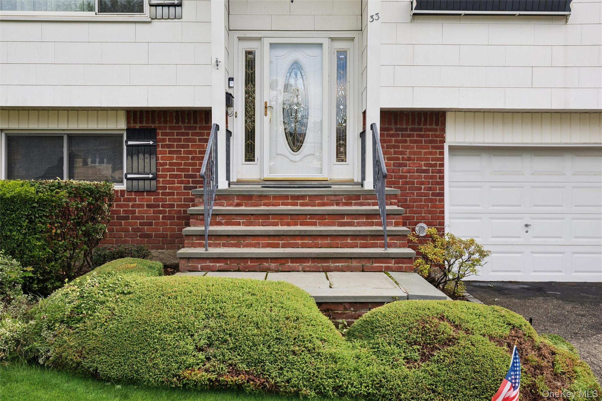 Single Family Sherwood Drive  Nassau County, NY 11714, MLS-1044453-6