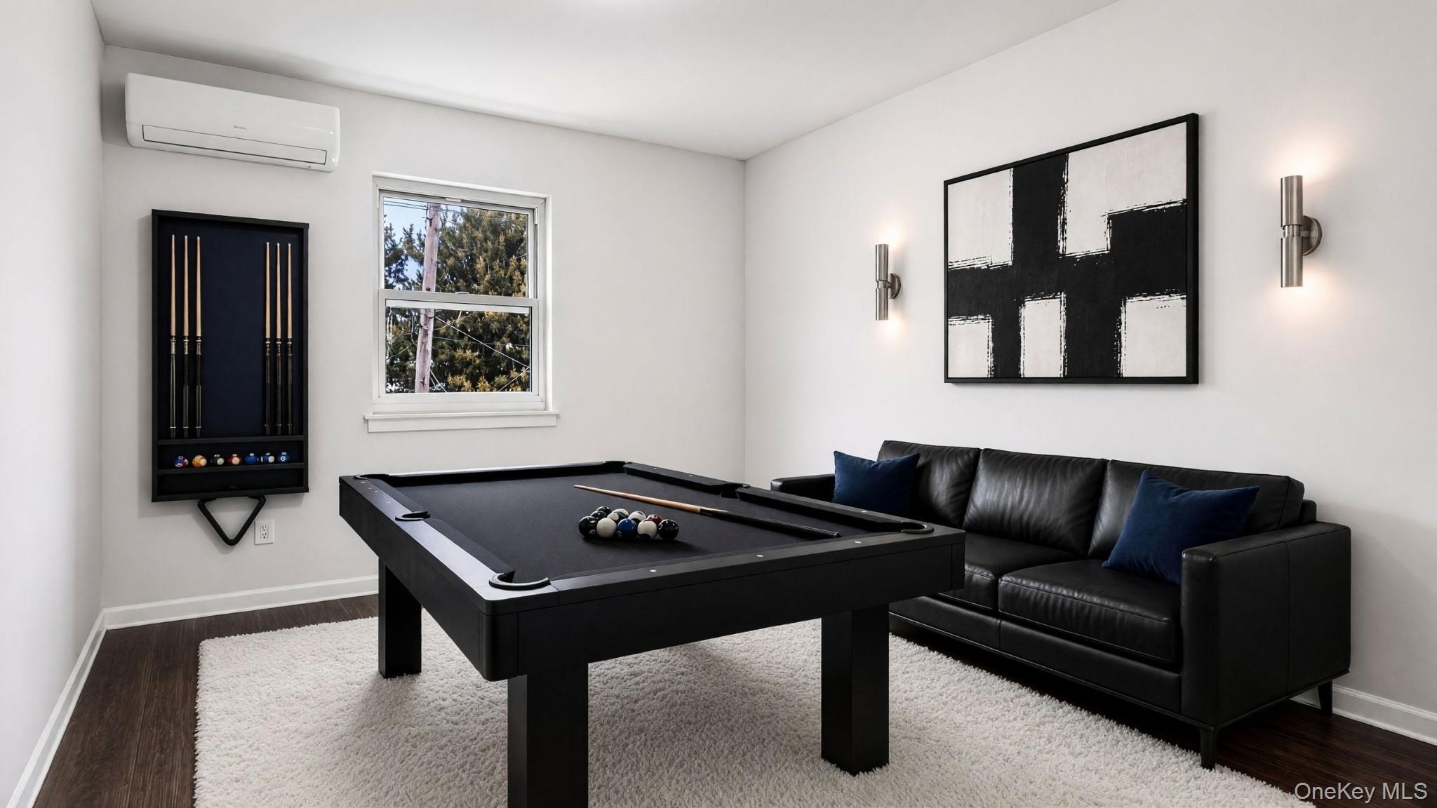 Single Family E 227th Street Bronx, NY 10466, MLS-1044457-8