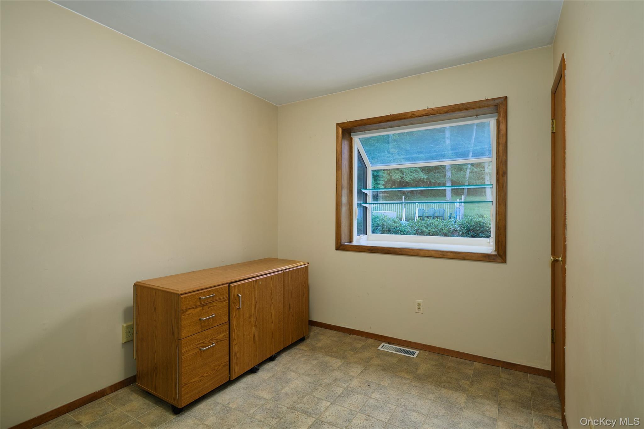 Single Family Route 82  Dutchess County, NY 12569, MLS-1044510-12