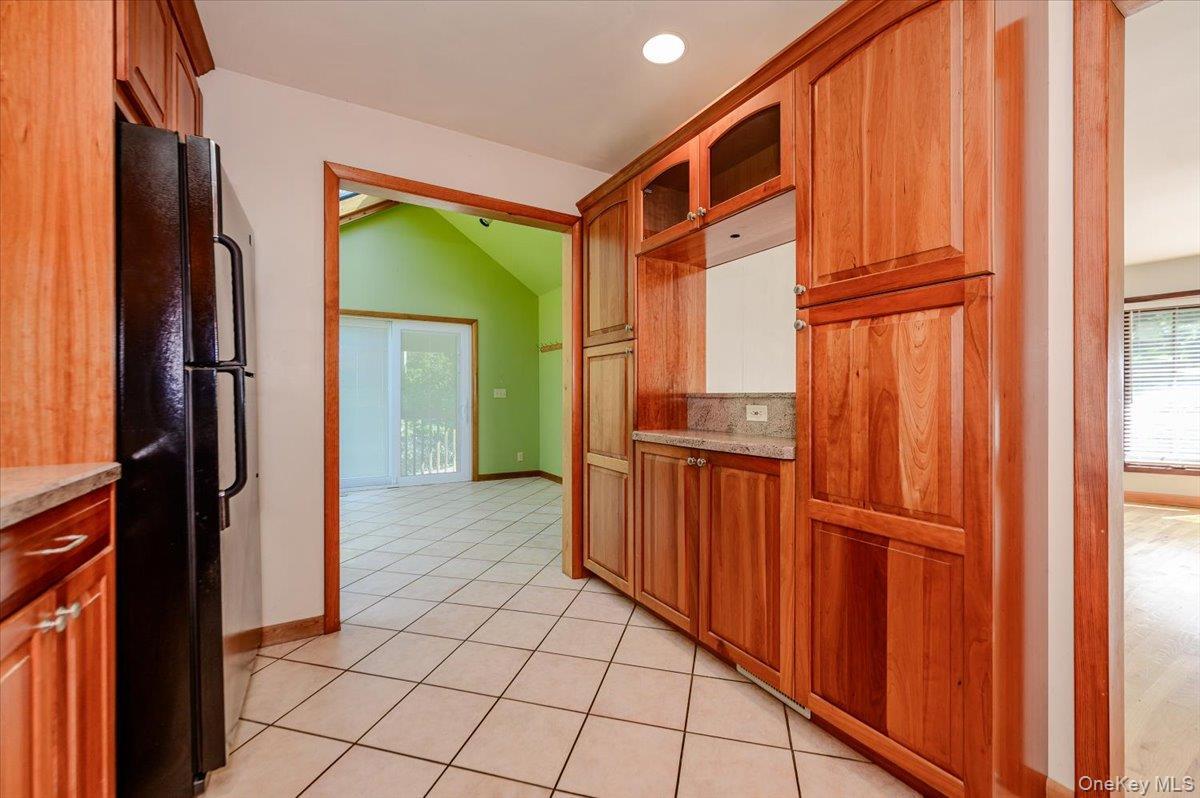 Single Family Somerstown Road Westchester County, NY 10562, MLS-1044513-14