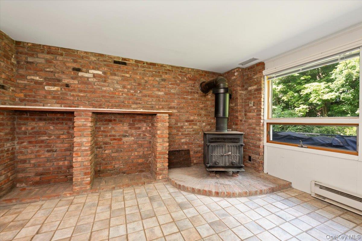 Single Family Somerstown Road Westchester County, NY 10562, MLS-1044513-21