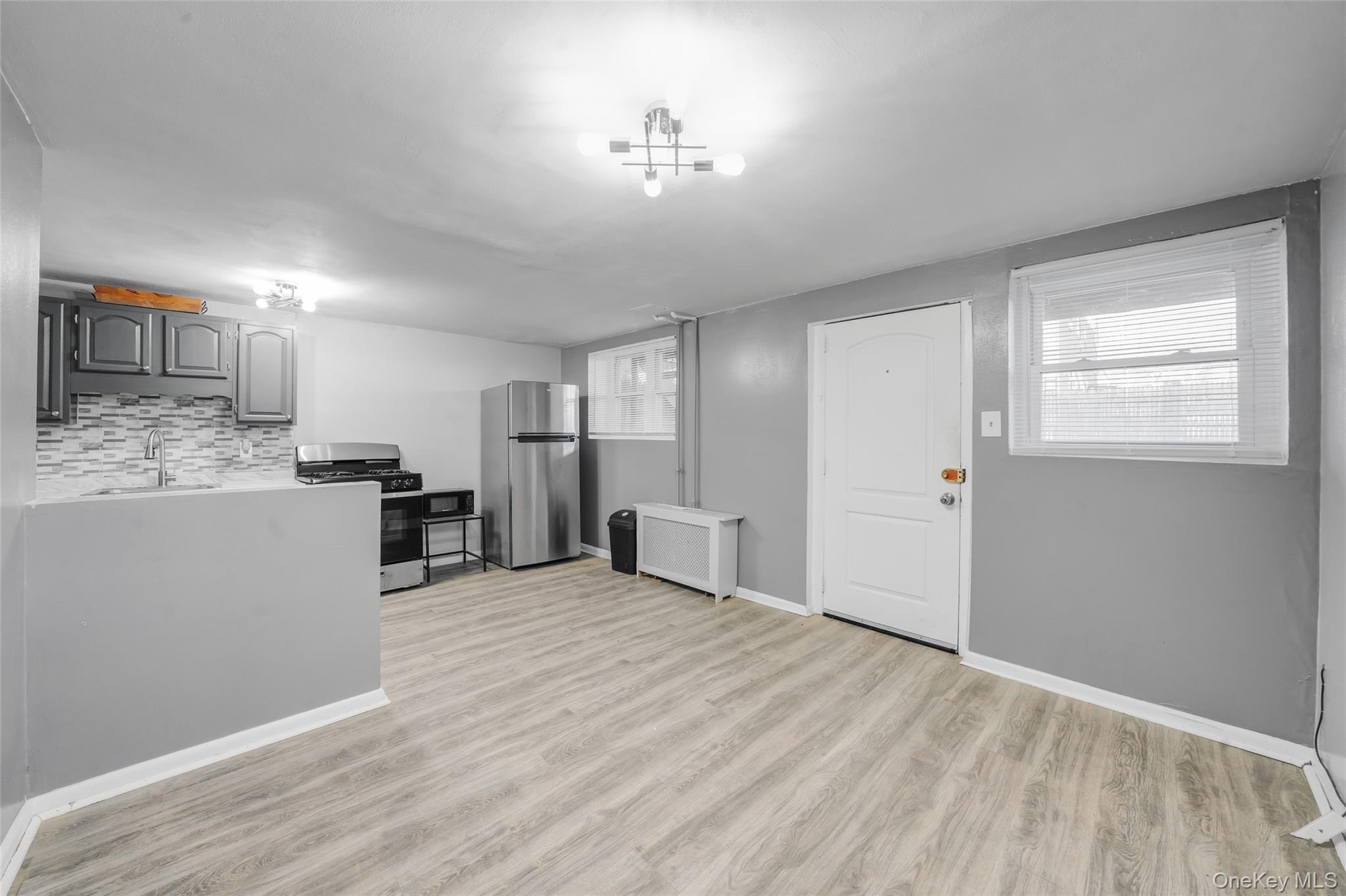 Apartment East 58th Street  Brooklyn, NY 11234, MLS-1044534-4