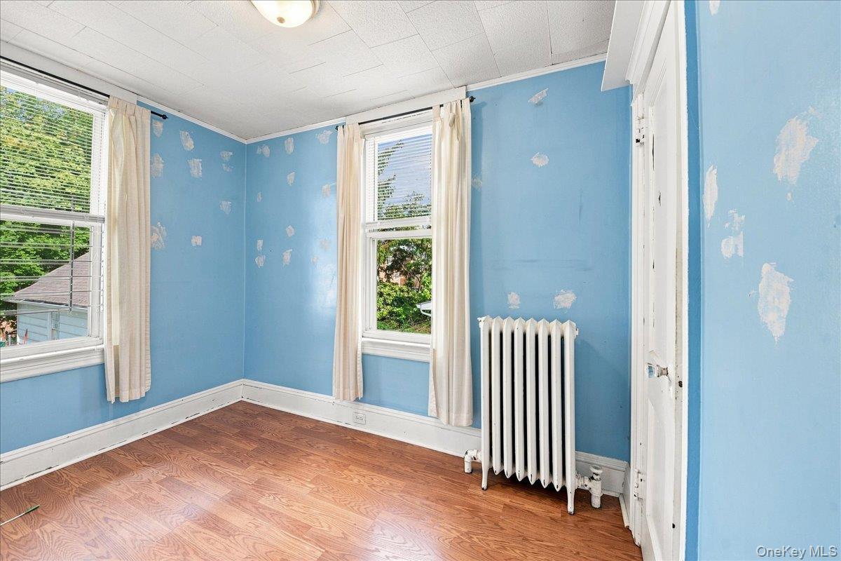 Single Family Hollywood Avenue Bronx, NY 10465, MLS-1044566-13