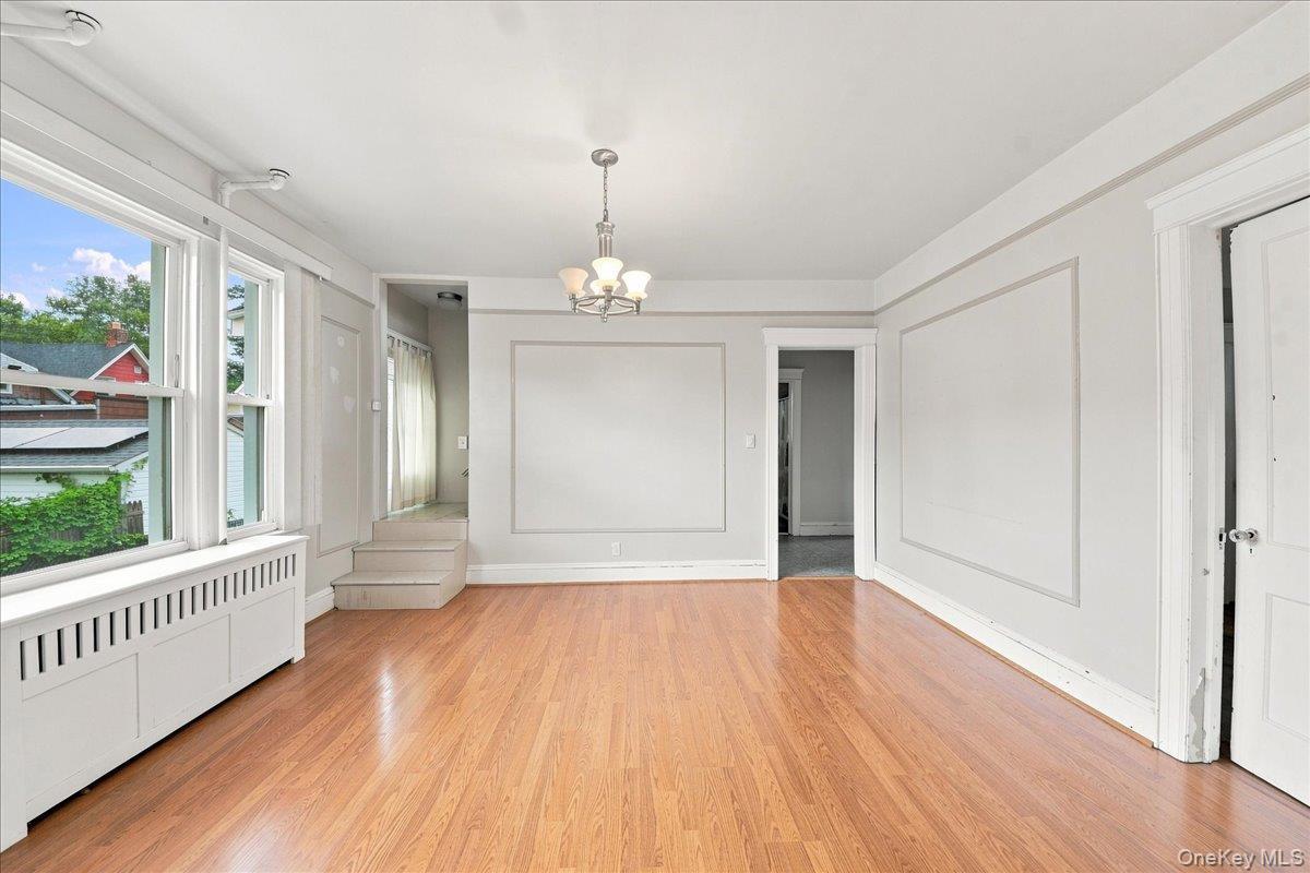 Single Family Hollywood Avenue Bronx, NY 10465, MLS-1044566-5