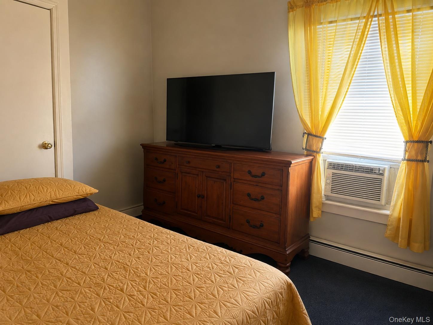 Single Family Van Riper Street Staten Island, NY 10302, MLS-1044567-4