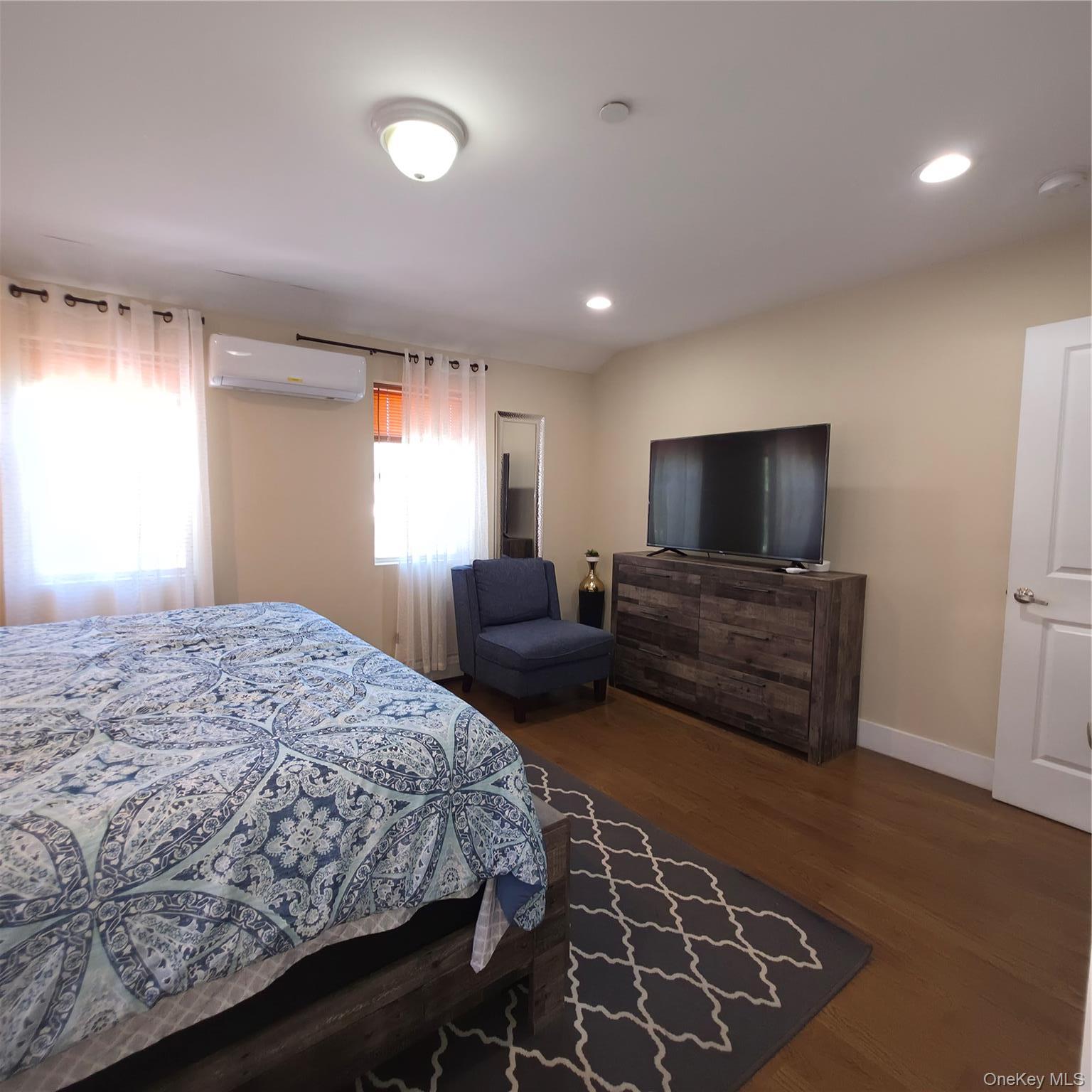 Single Family 147th Road  Queens, NY 11422, MLS-1044590-2