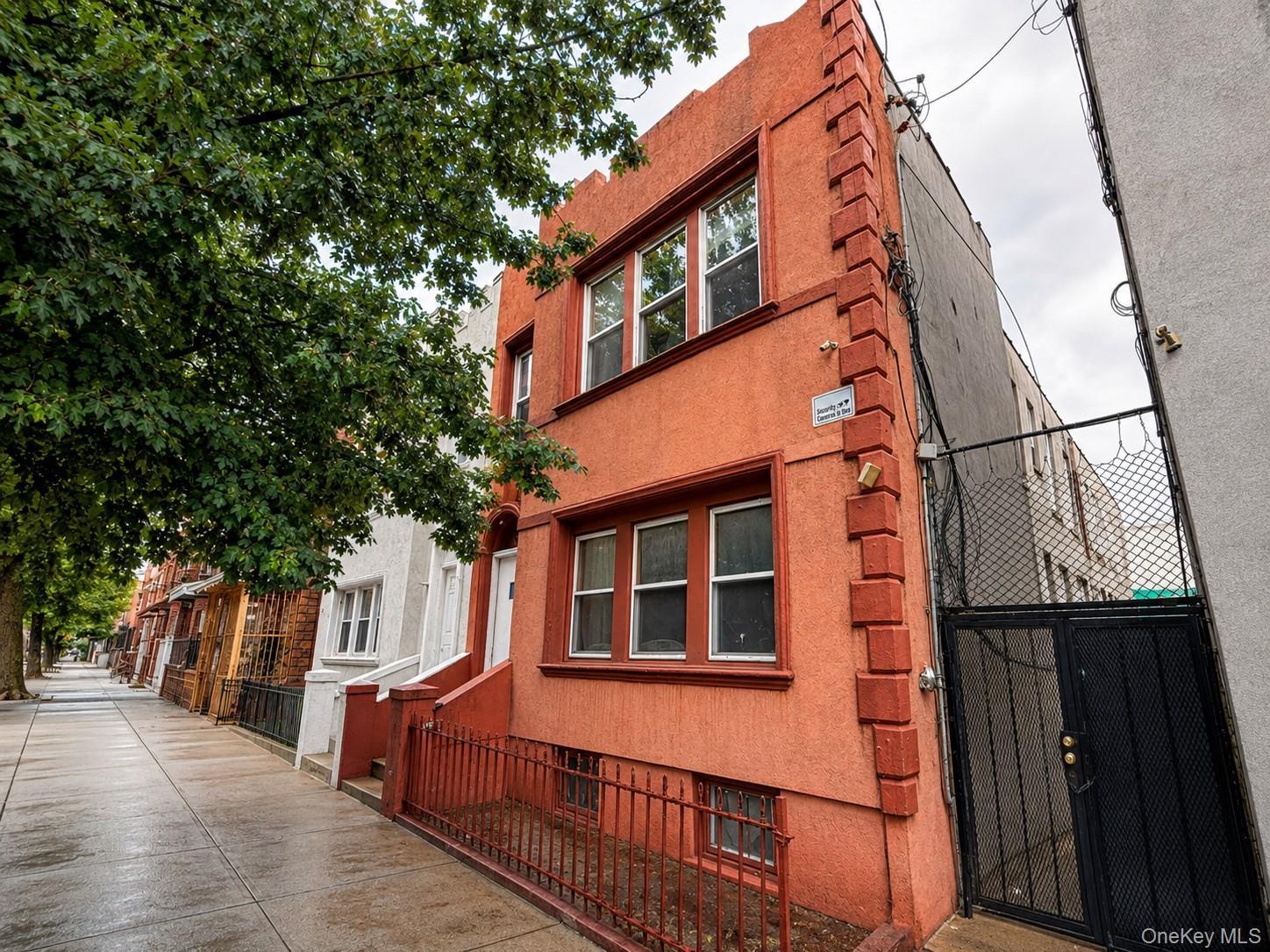 Single Family Colgate Avenue  Bronx, NY 10472, MLS-1044613-2