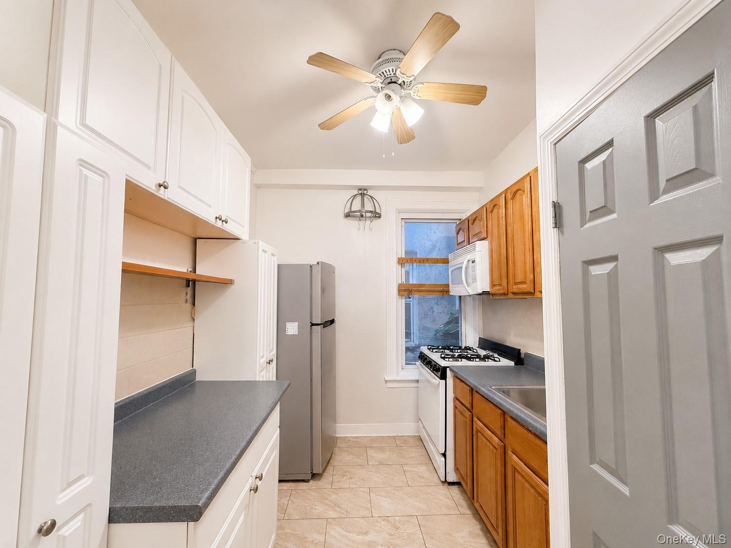 Single Family Colgate Avenue  Bronx, NY 10472, MLS-1044613-21
