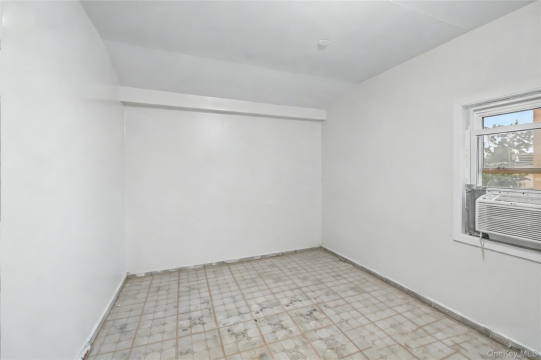 Single Family 111th Street Queens, NY 11368, MLS-1044624-16