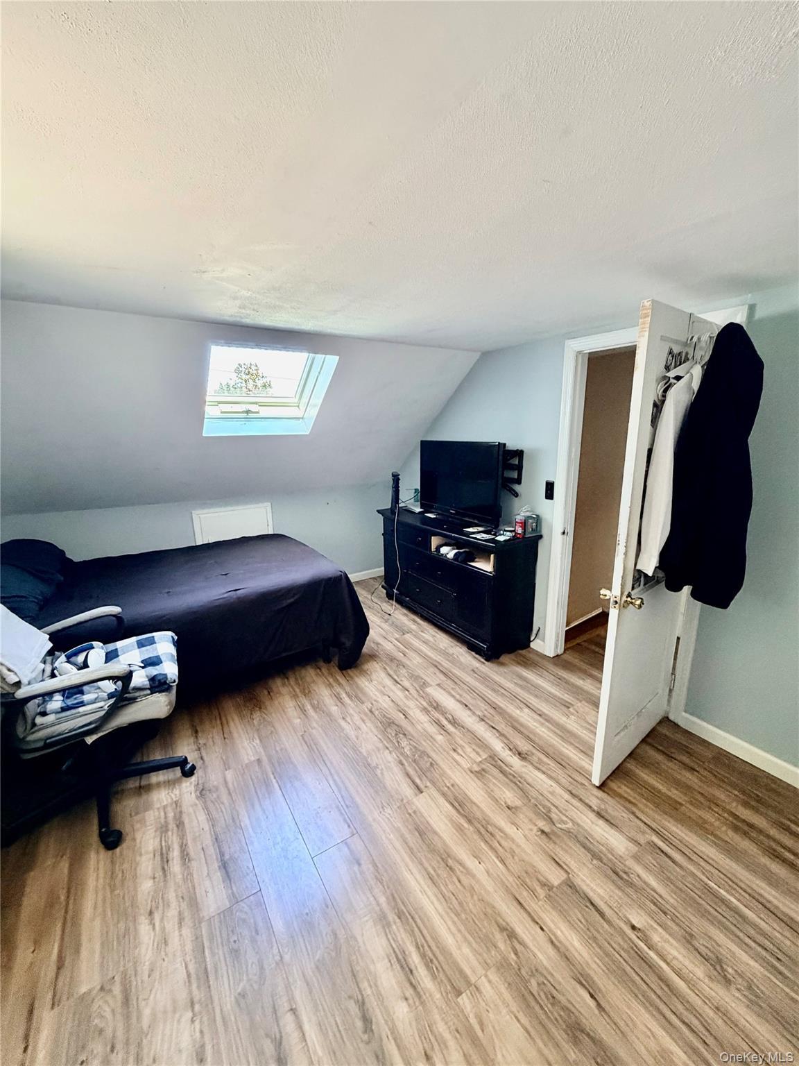 Single Family Rosewood Road  Suffolk County, NY 11754, MLS-1044626-15