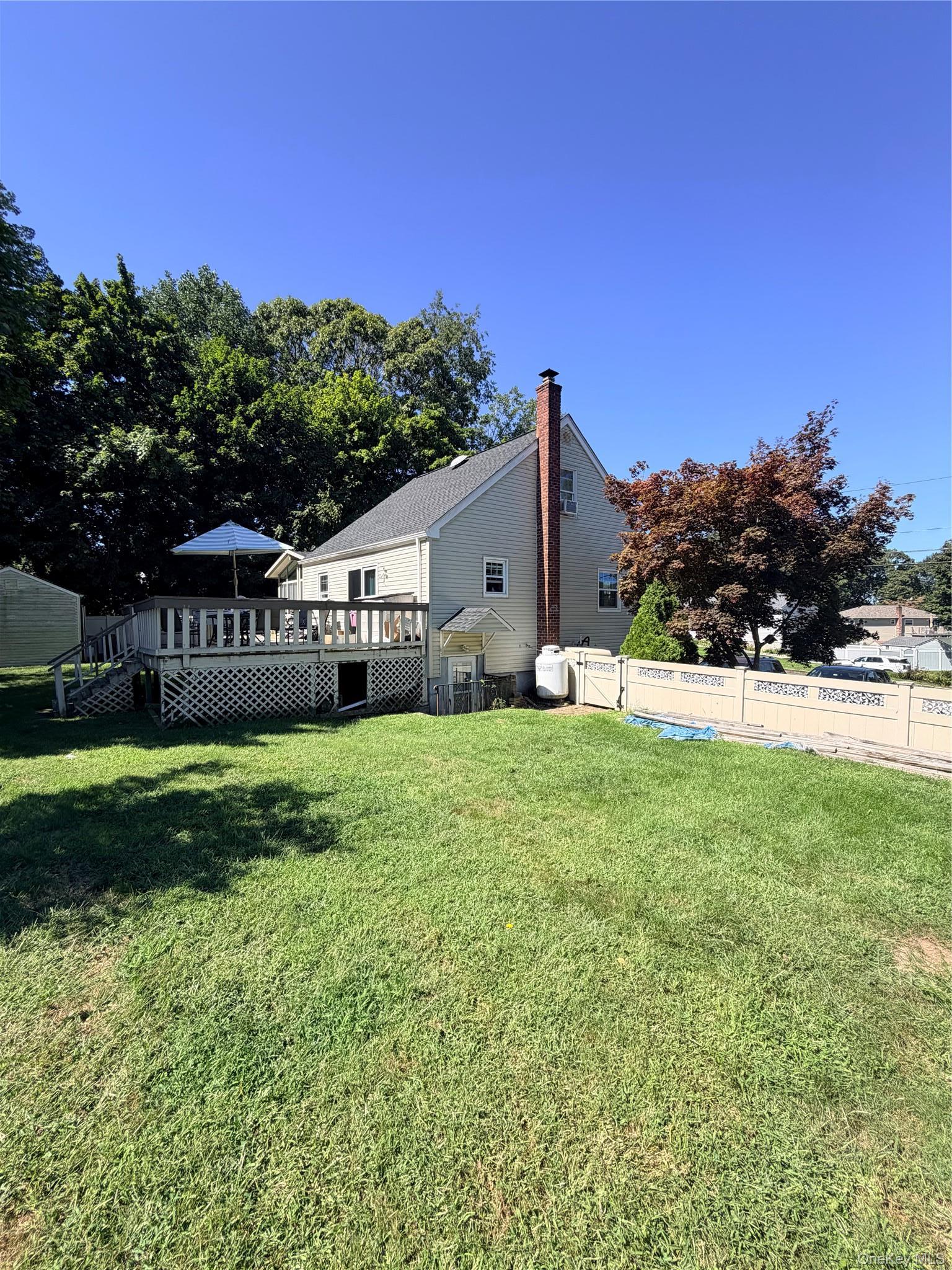 Single Family Rosewood Road  Suffolk County, NY 11754, MLS-1044626-26