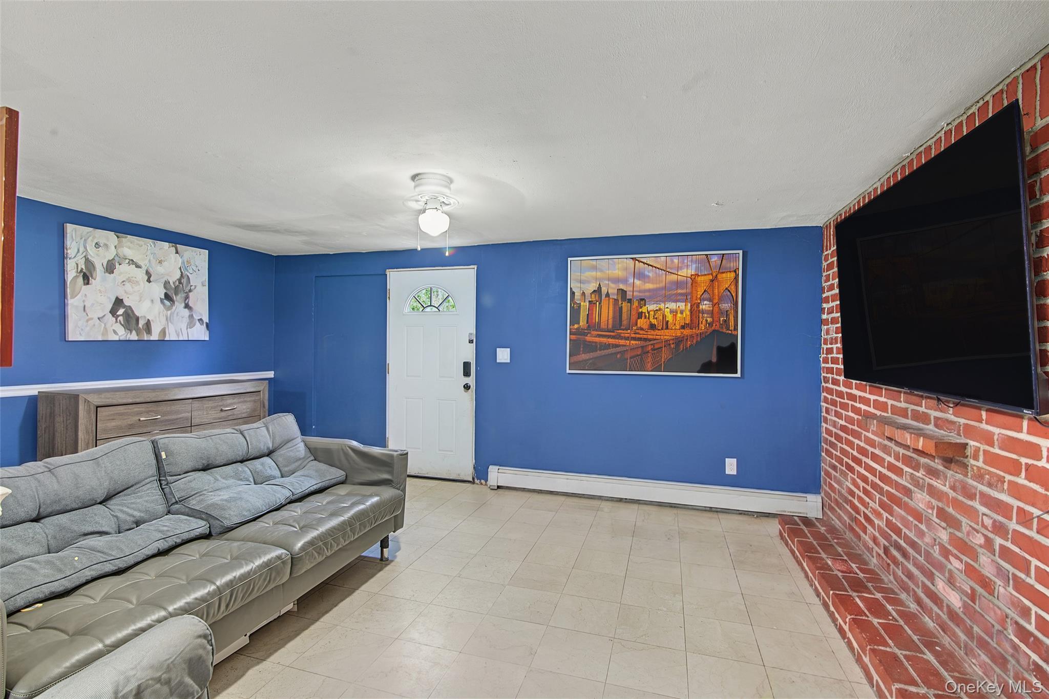Single Family Massachusetts Avenue Suffolk County, NY 11706, MLS-1044627-17