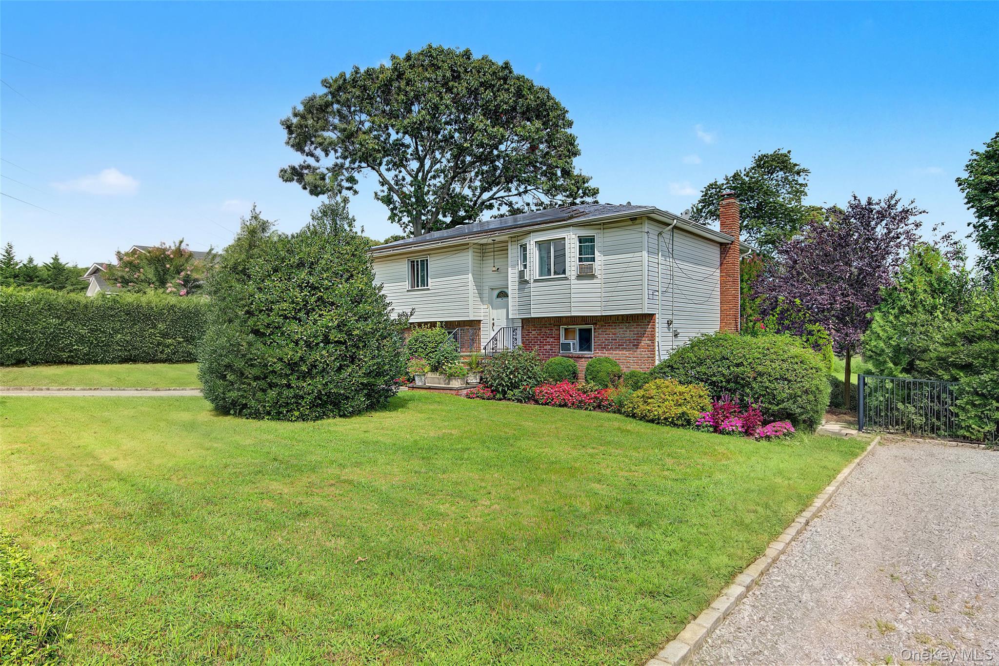 Single Family Massachusetts Avenue Suffolk County, NY 11706, MLS-1044627-2