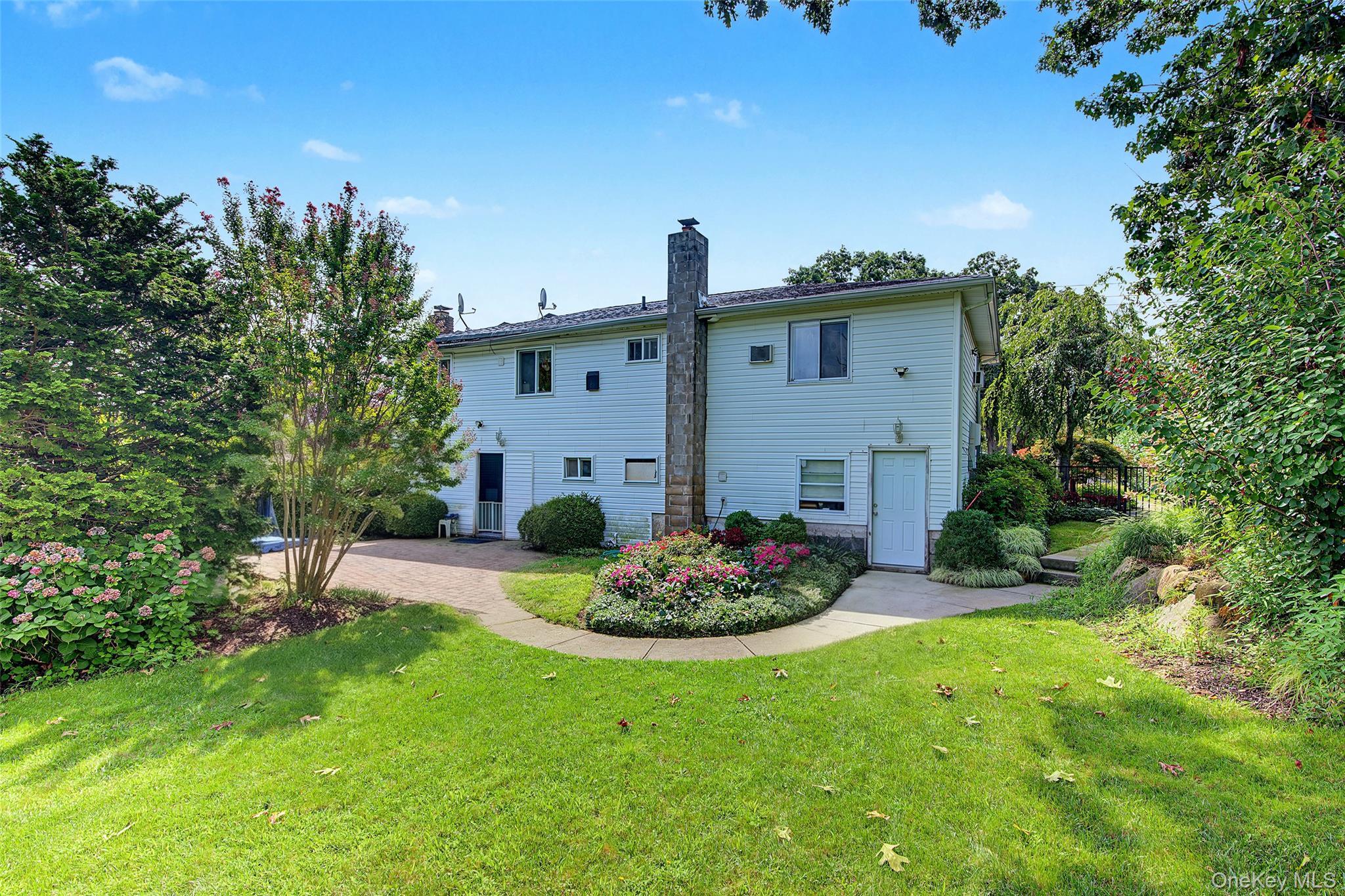 Single Family Massachusetts Avenue Suffolk County, NY 11706, MLS-1044627-28