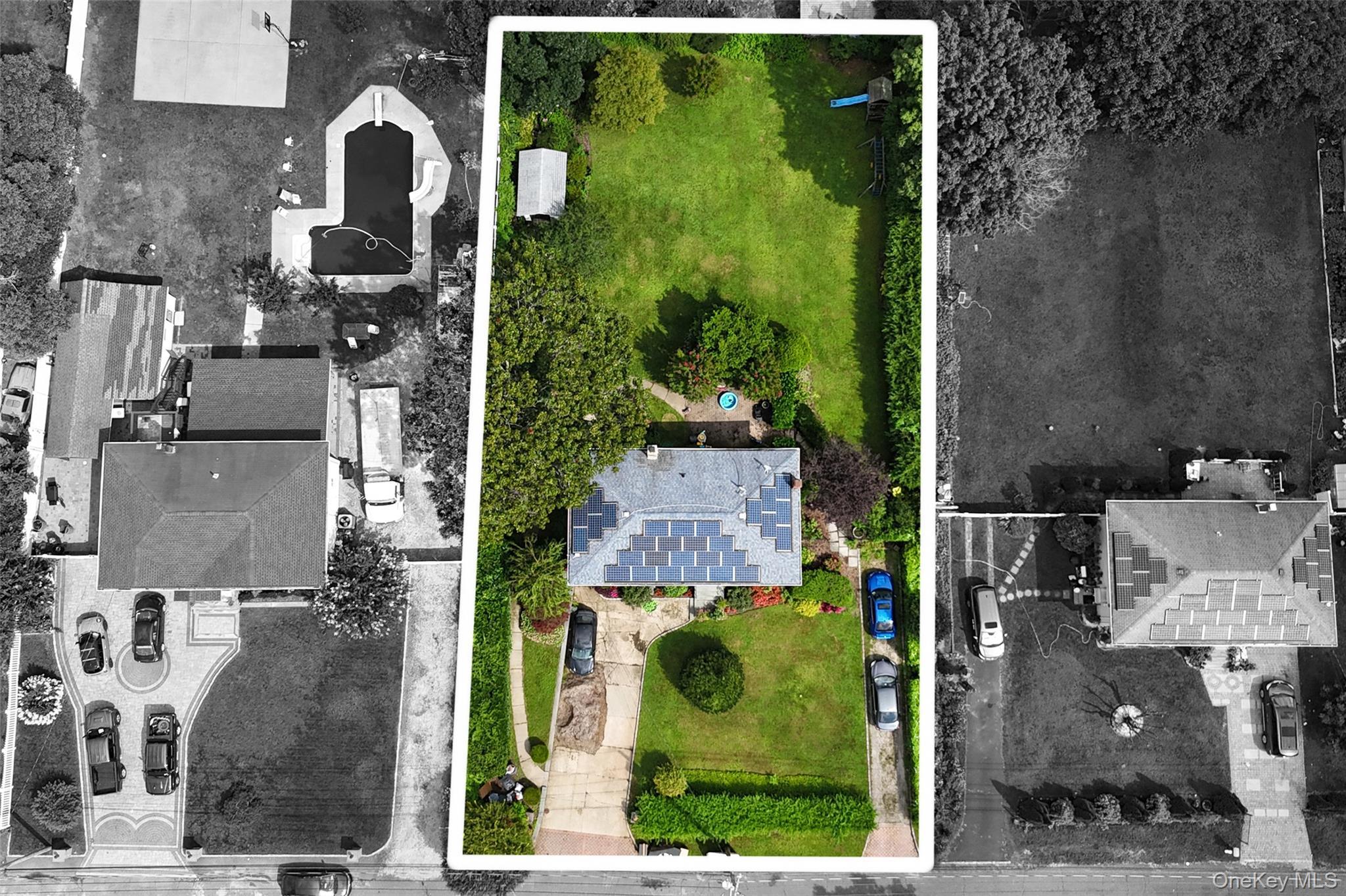 Single Family Massachusetts Avenue  Suffolk County, NY 11706, MLS-1044627-33