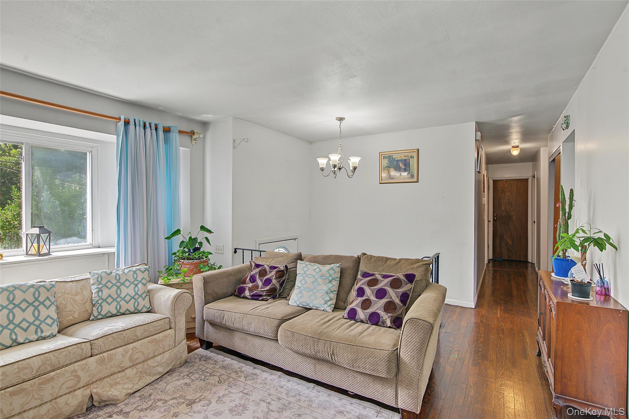 Single Family Massachusetts Avenue Suffolk County, NY 11706, MLS-1044627-7