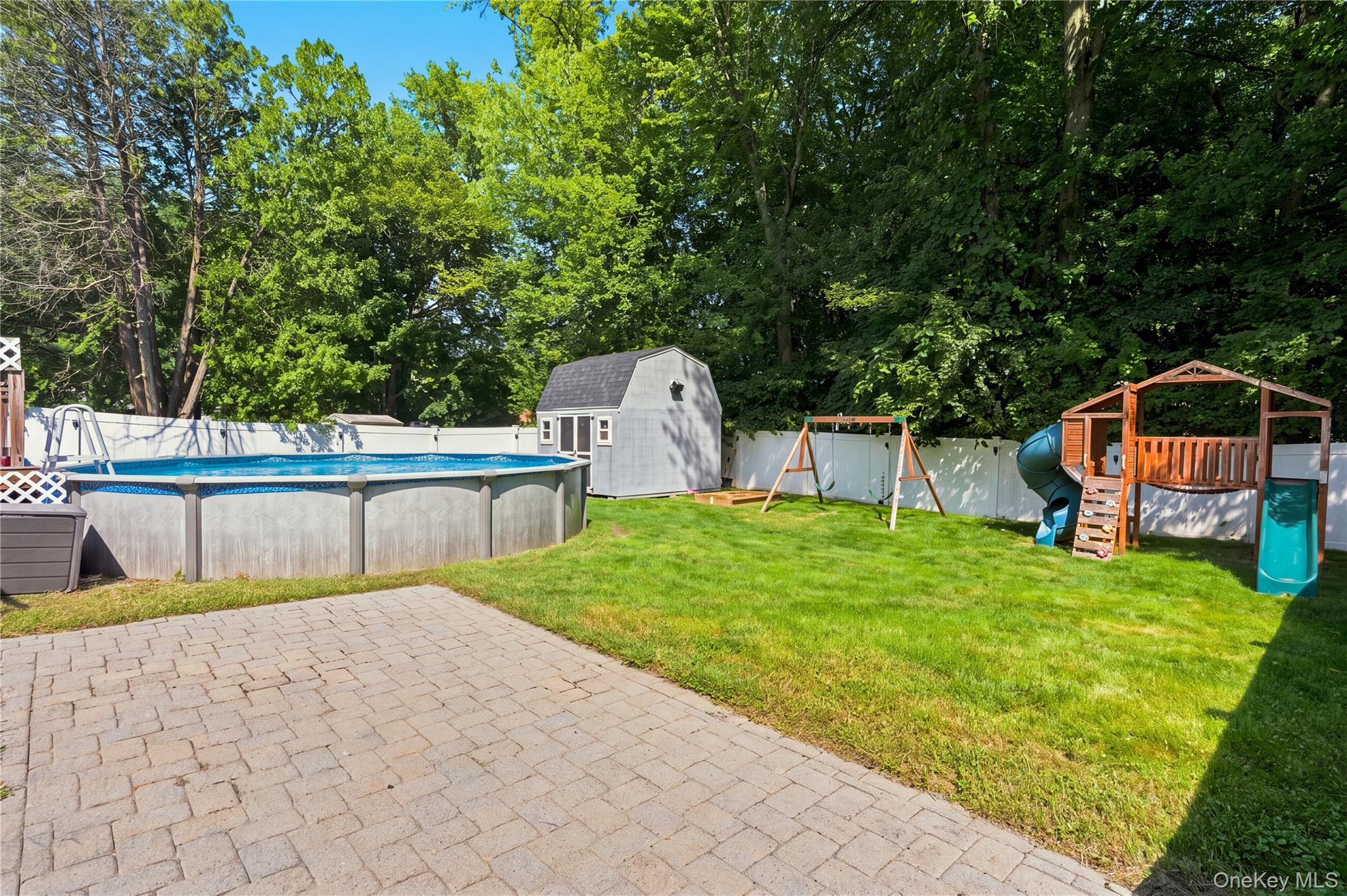 Single Family Loran Court Rockland County, NY 10954, MLS-1044629-34