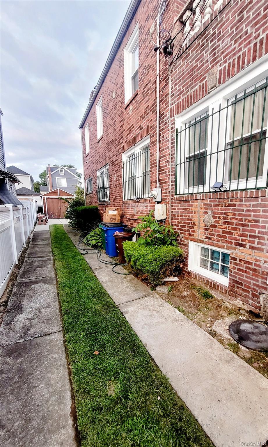 Single Family Nellis Street Queens, NY 11413, MLS-1044650-14