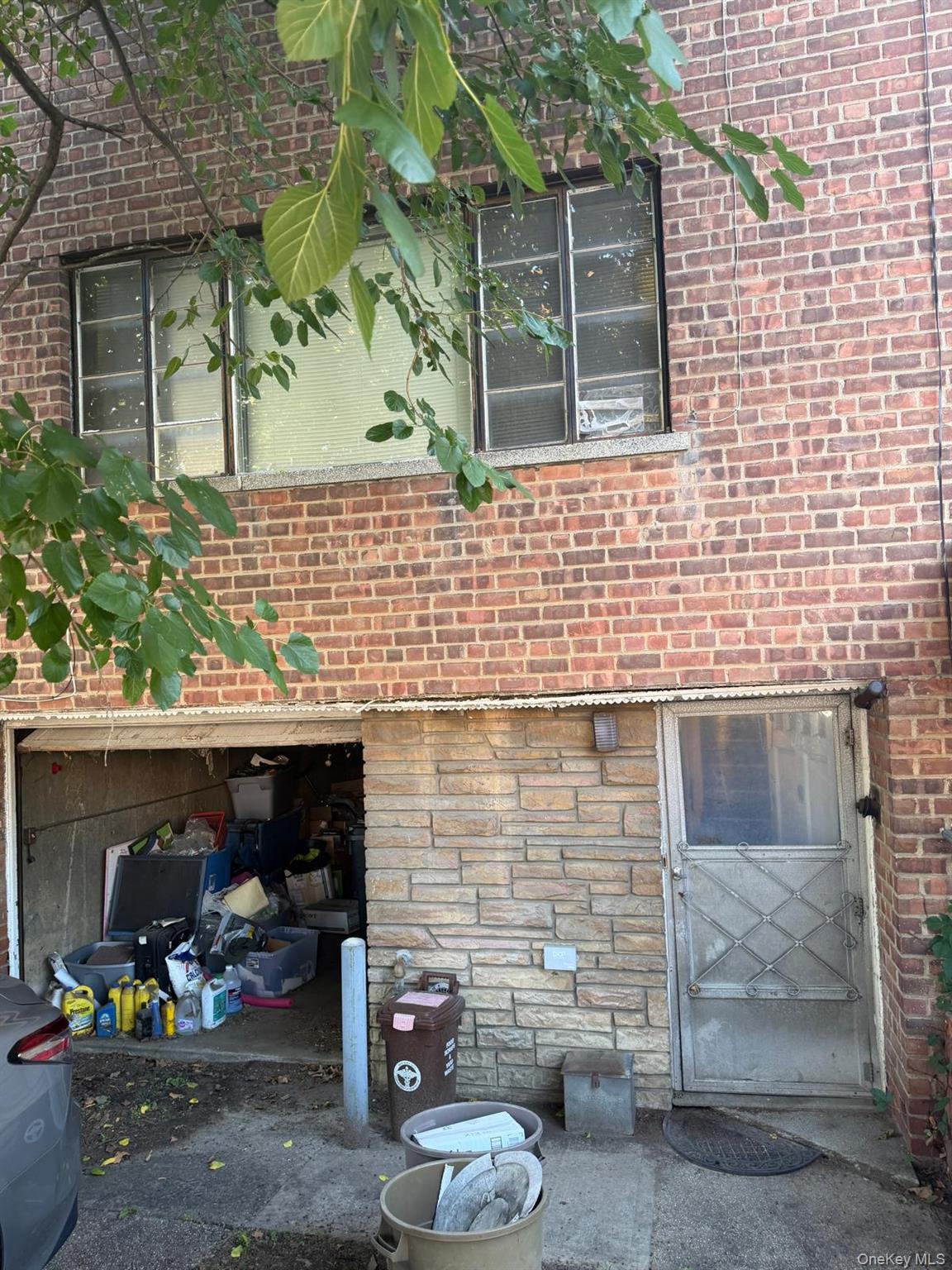 Single Family Tenbroeck Avenue  Bronx, NY 10469, MLS-1044655-2