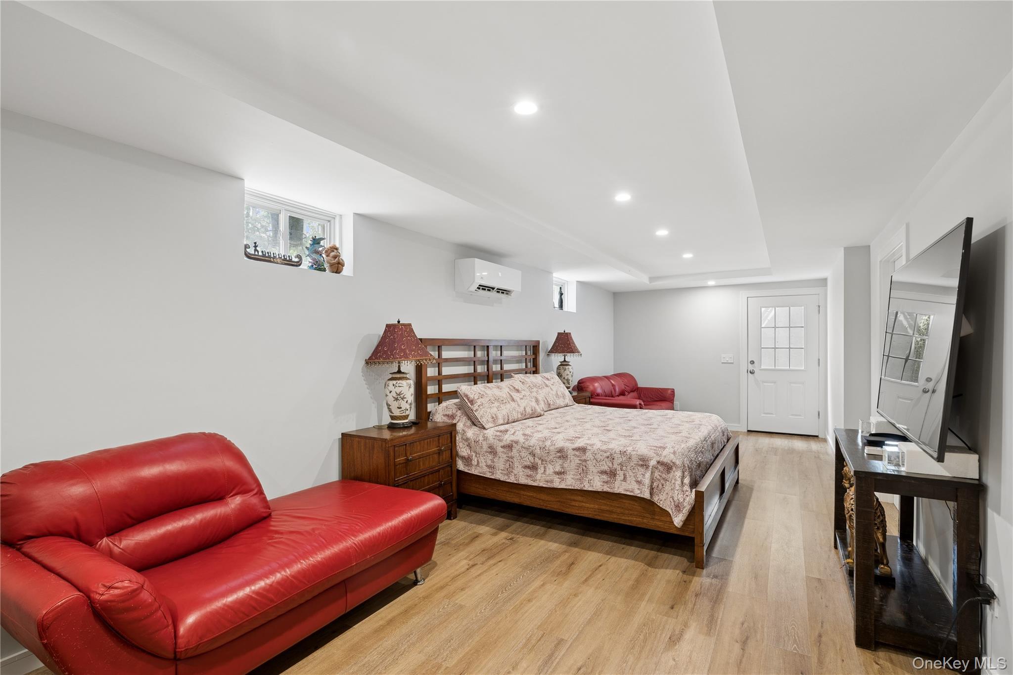 Single Family Sander Court Suffolk County, NY 11953, MLS-1044677-35