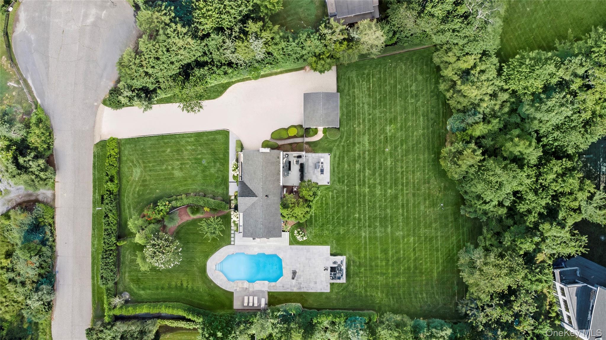 Single Family Bayberry Lane Suffolk County, NY 11960, MLS-1044679-8
