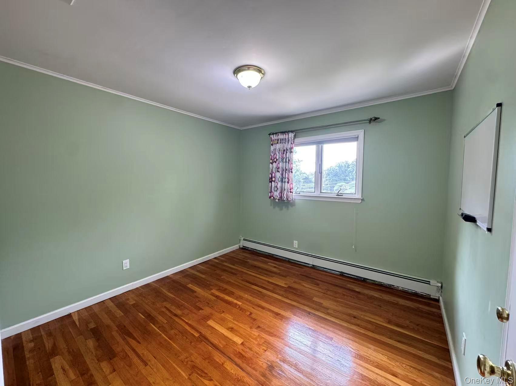 Single Family 5th Place Nassau County, NY 11791, MLS-1044687-12