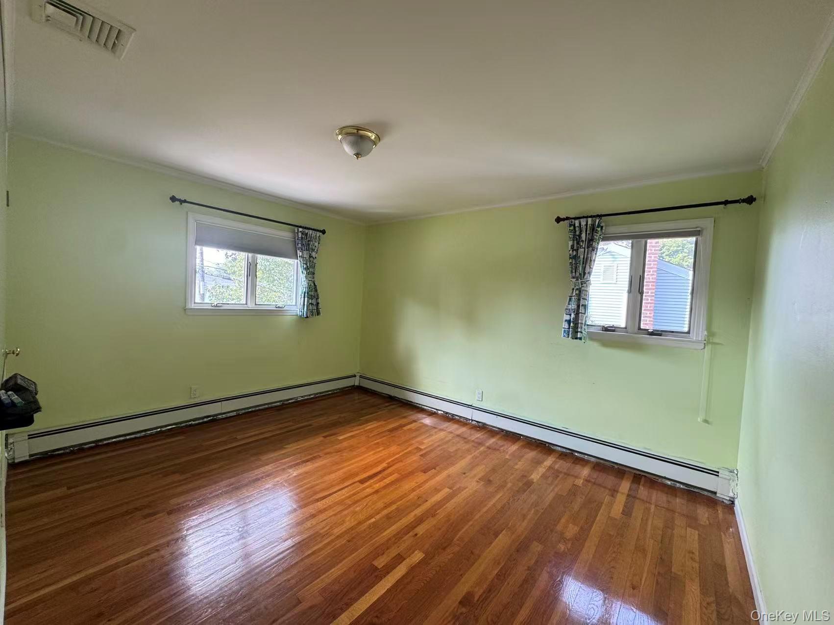 Single Family 5th Place Nassau County, NY 11791, MLS-1044687-13