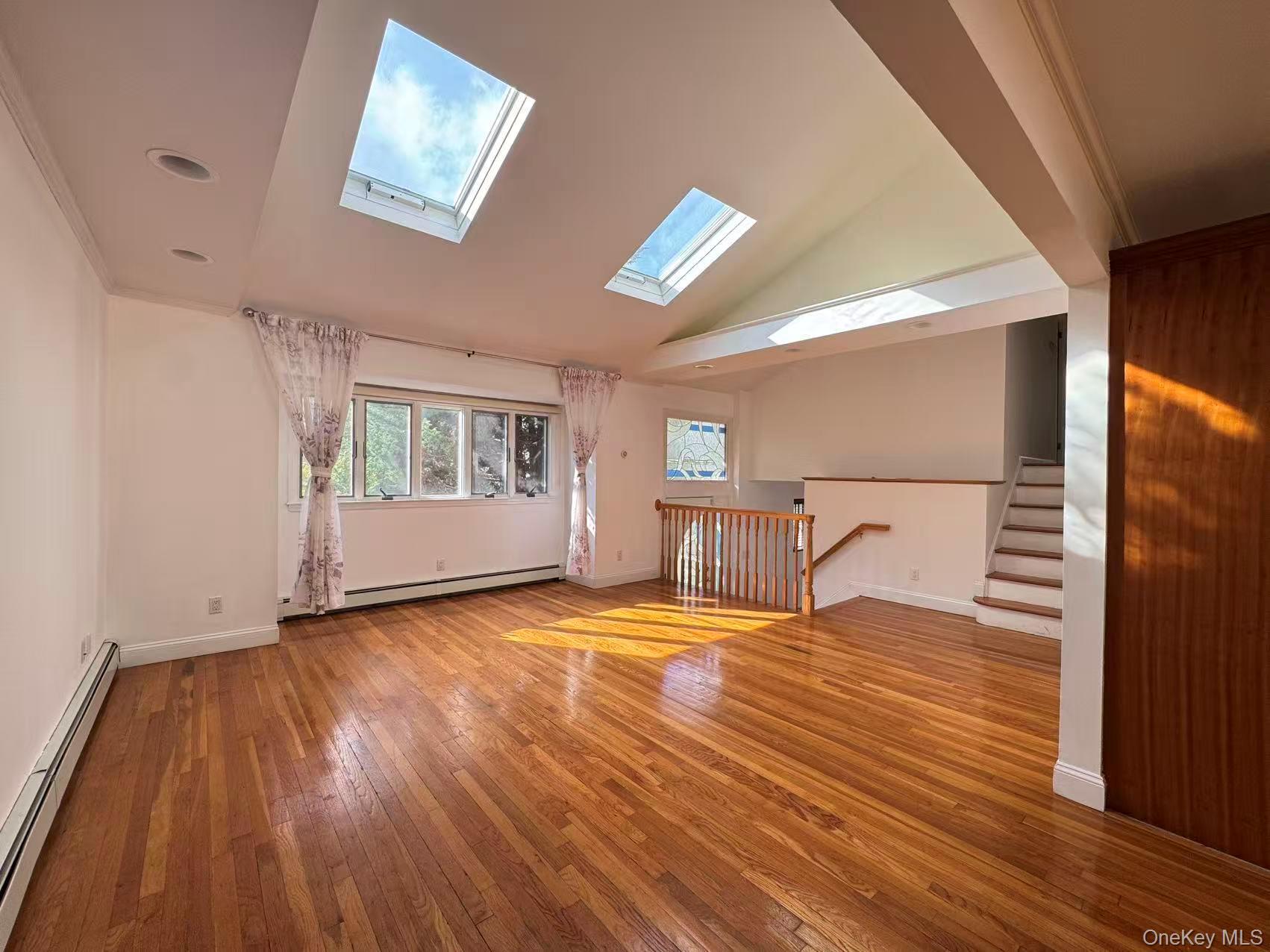 Single Family 5th Place Nassau County, NY 11791, MLS-1044687-3
